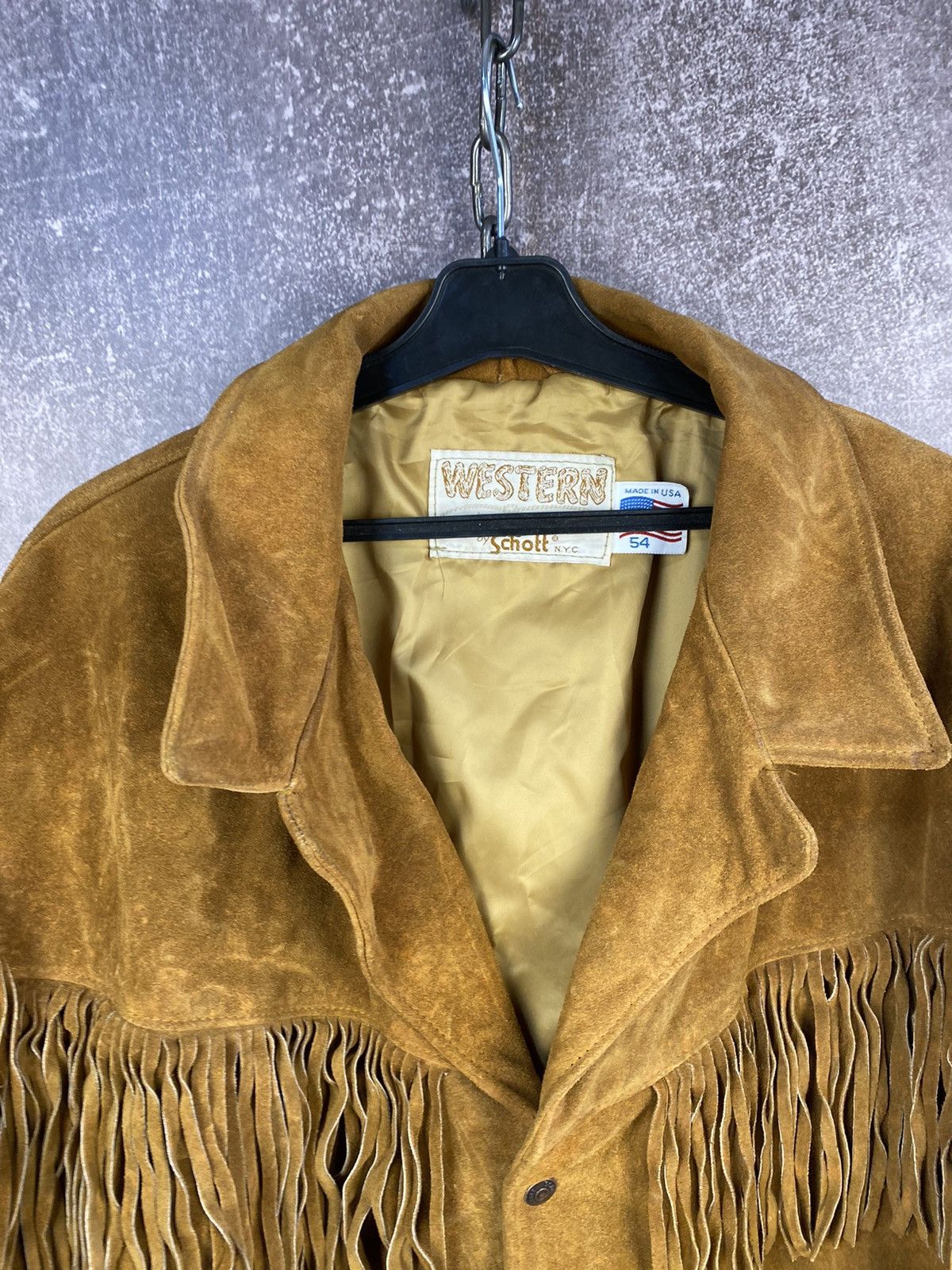 Cowboy Equipment Vintage 70s Schott Distressed Western Fringed Leather Jacket Size US L / EU 52-54 / 3 - 8 Thumbnail