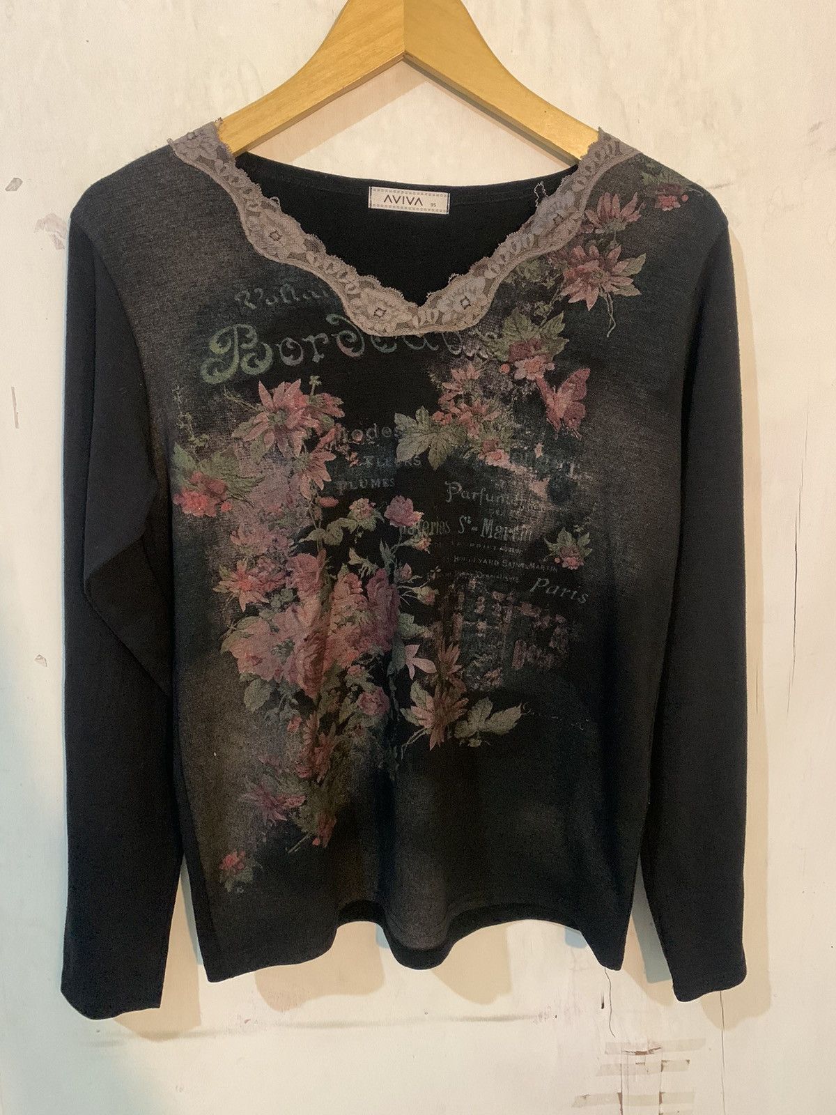Japanese poem Long Sleeve Flowers Gothic styel