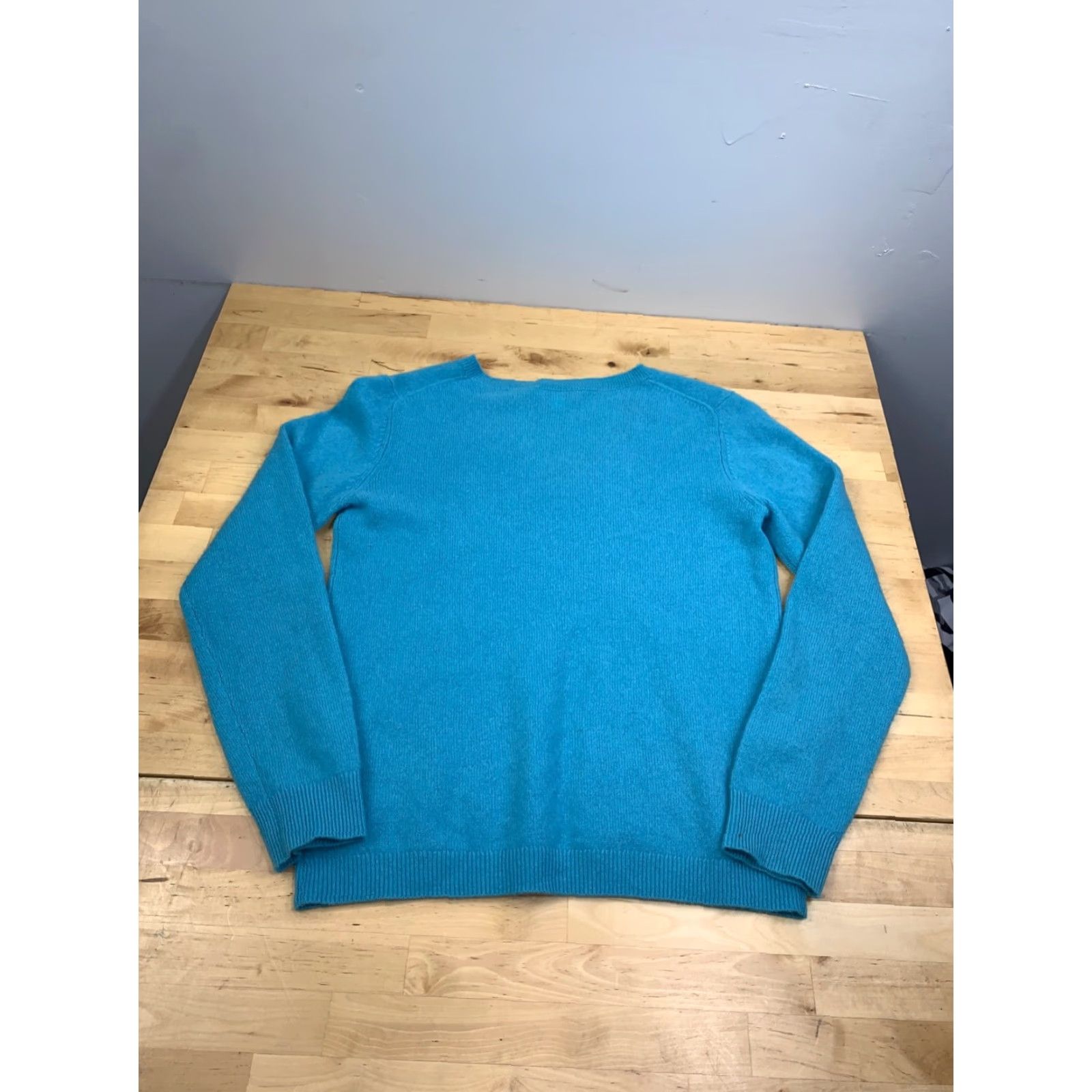 Nordstrom Nordstrom Casmere Sweater Womens Teal S Pullover V Neck 12204 Size S / US 4 / IT 40 - 6 Thumbnail