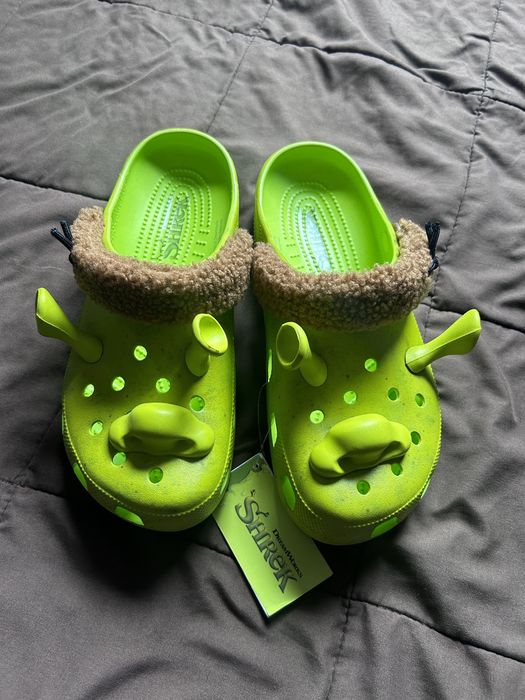 Shrek crocs cheap size 11