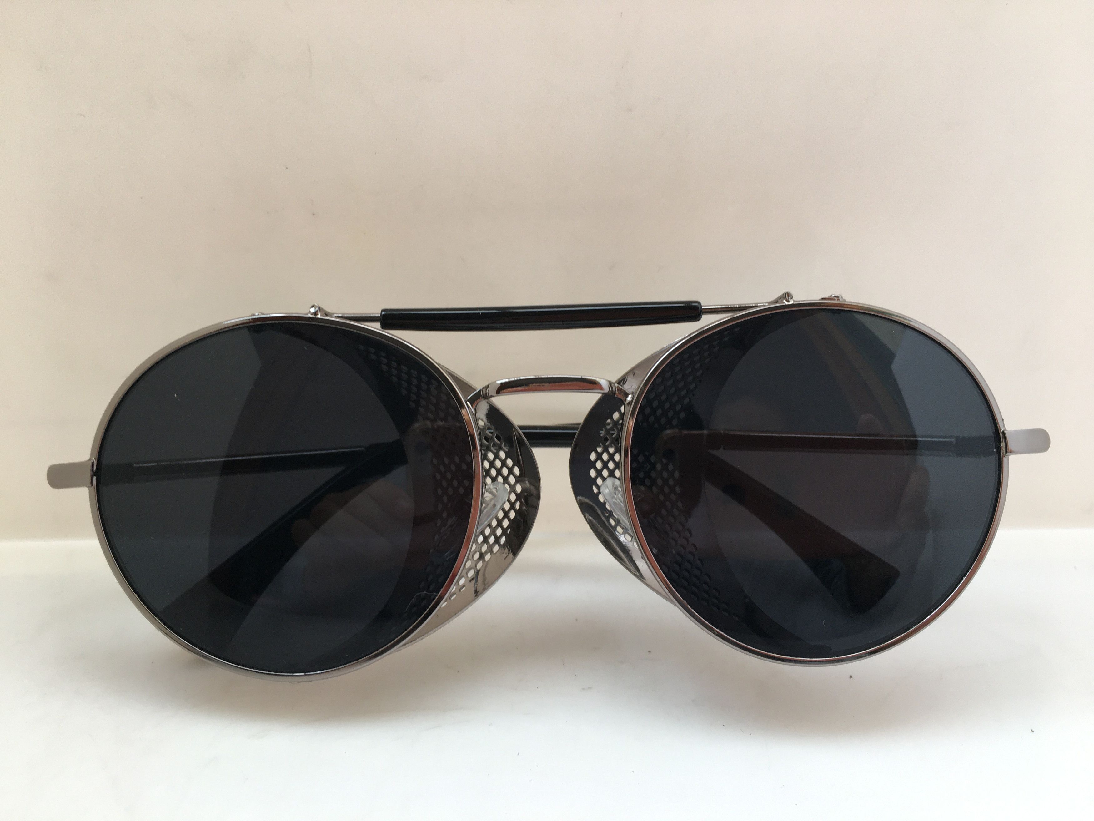 Other Handmade Round Sunglasses W/Shield Frame ROCKABILLY Size ONE SIZE - 5 Thumbnail