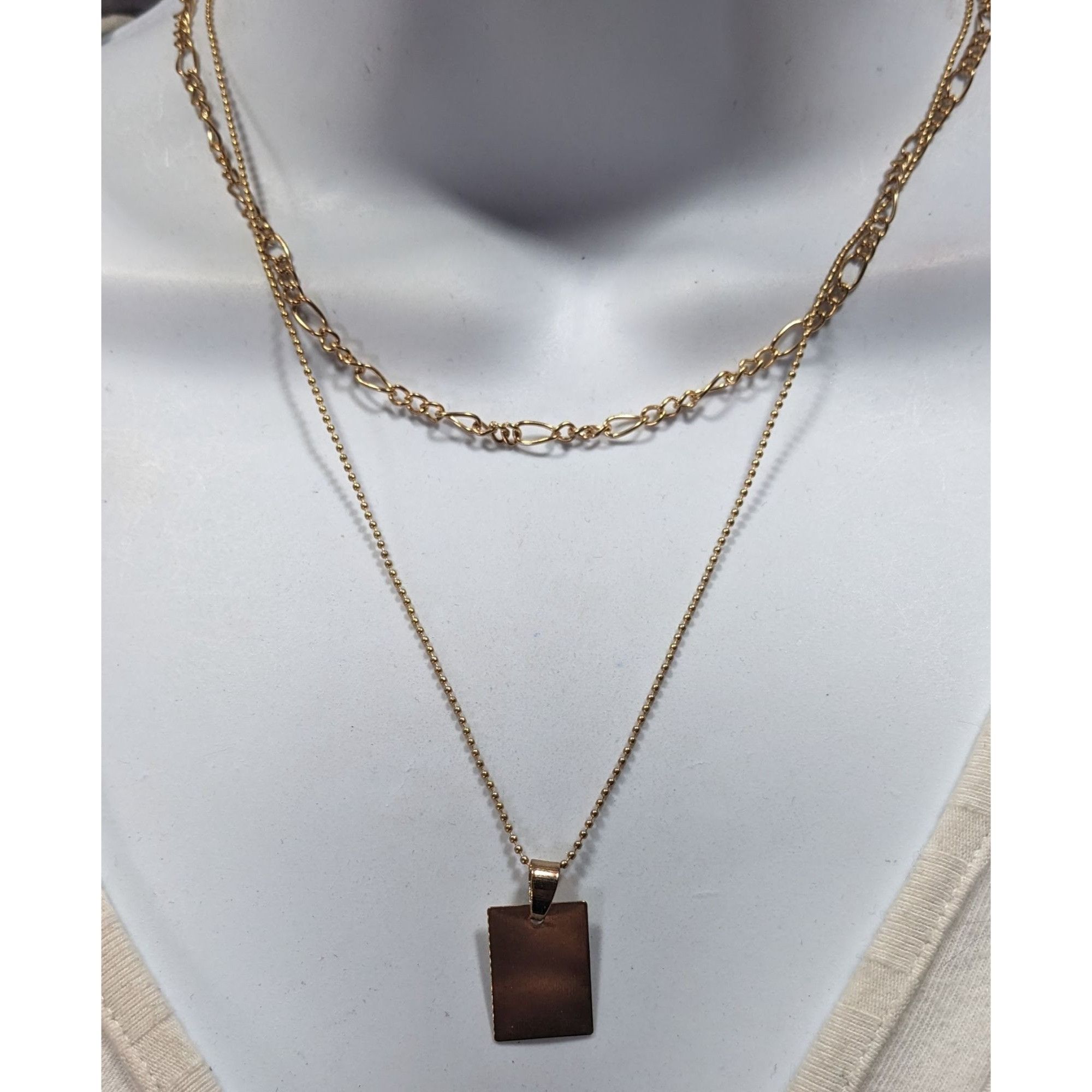 Other Minimalist Elegant Multilayer Gold Tone Chain And Pendant Ne Size ONE SIZE - 1 Thumbnail