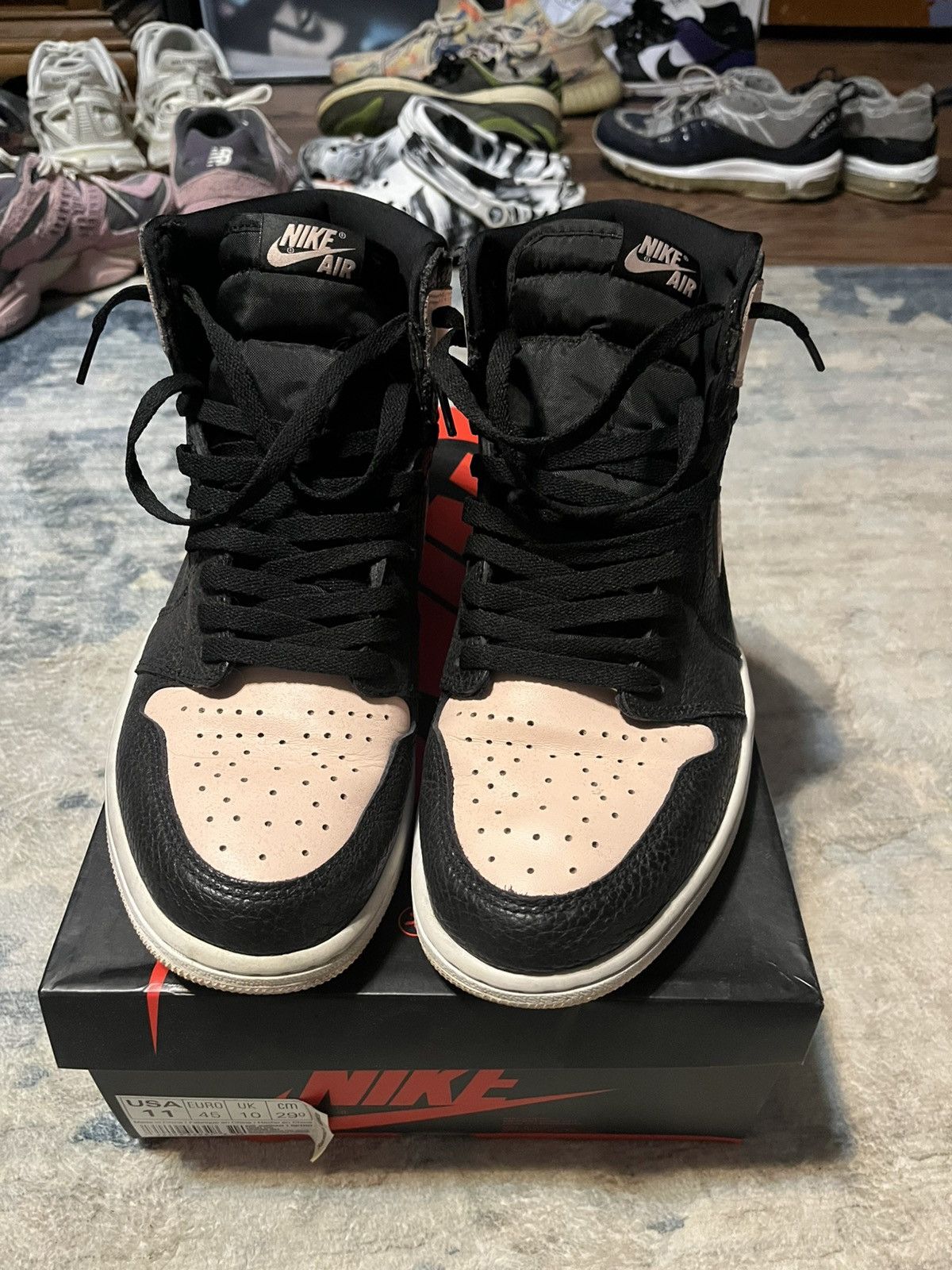 Jordan Brand Jordan 1 Crimson tint Size US 11 / EU 44 - 1 Thumbnail