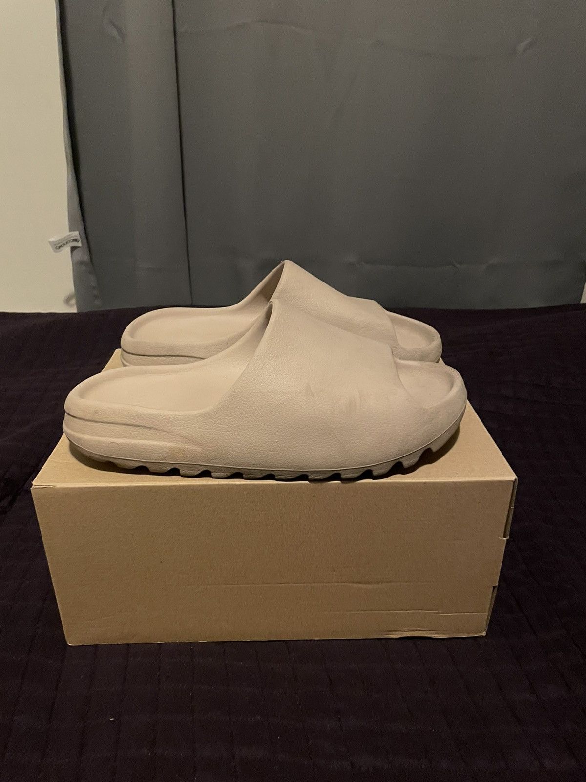 Yeezy adidas Yeezy Slide Pure Size US 11 / EU 44 - 2 Thumbnail