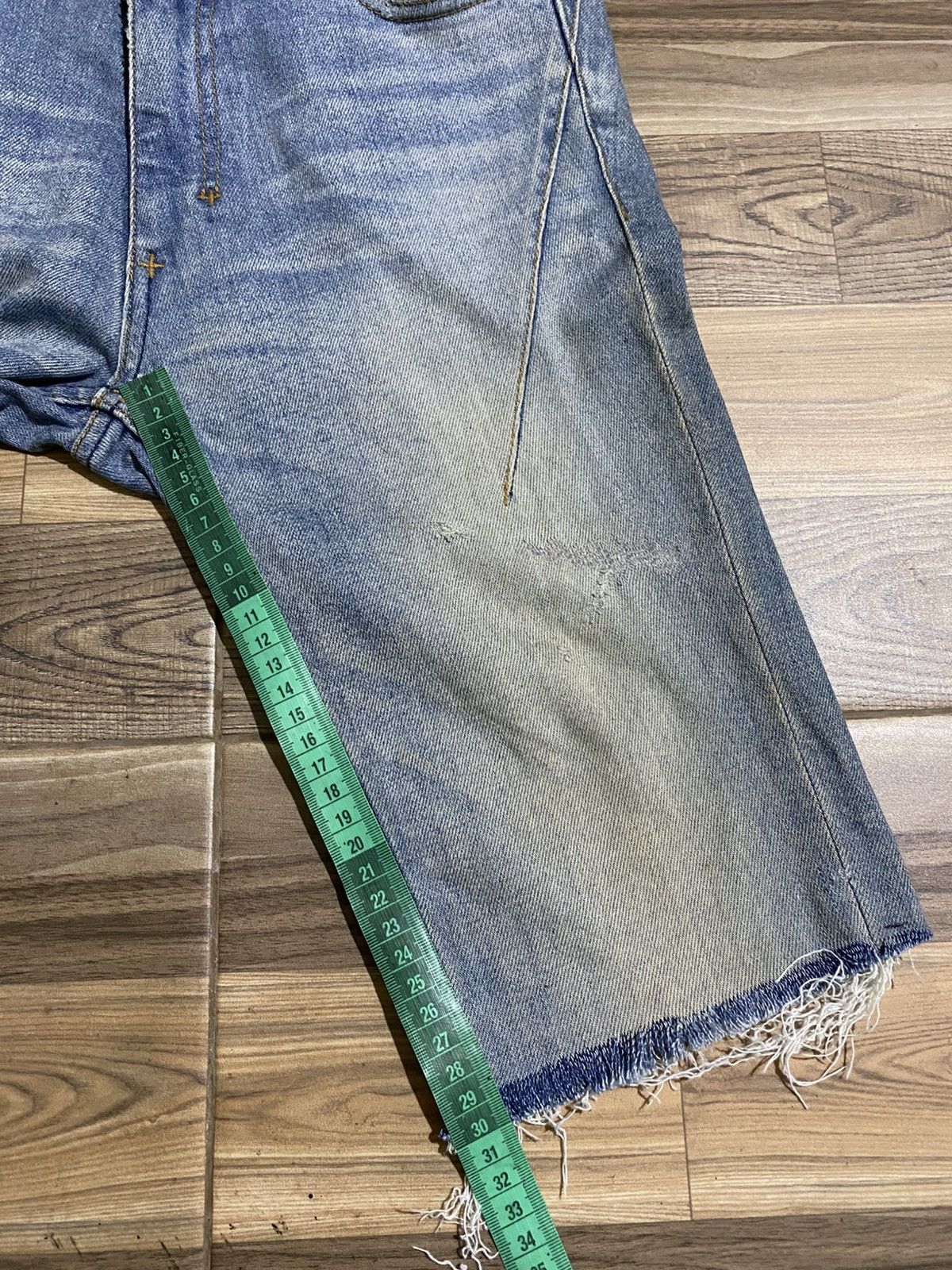 Number (N)ine NUMBER NINE STUDIOUS DISTRESSED SKINNY SHORT PANTS Size US 28 / EU 44 - 14 Thumbnail