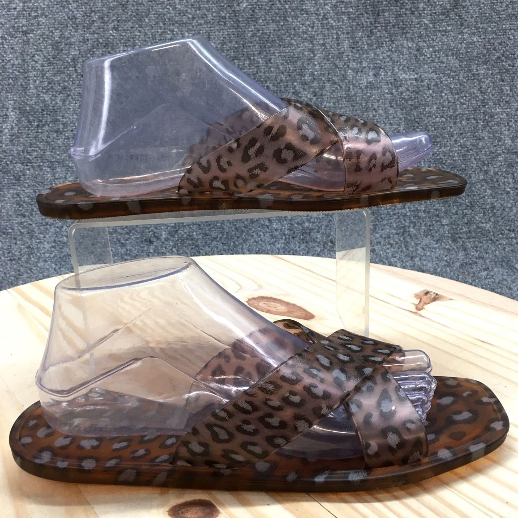 Vintage Maurices Sandals Womens 9 Flip Flop Slides Brown Open Toe Leopard Print Jelly Shoes Size US 9 / IT 39 - 2 Thumbnail