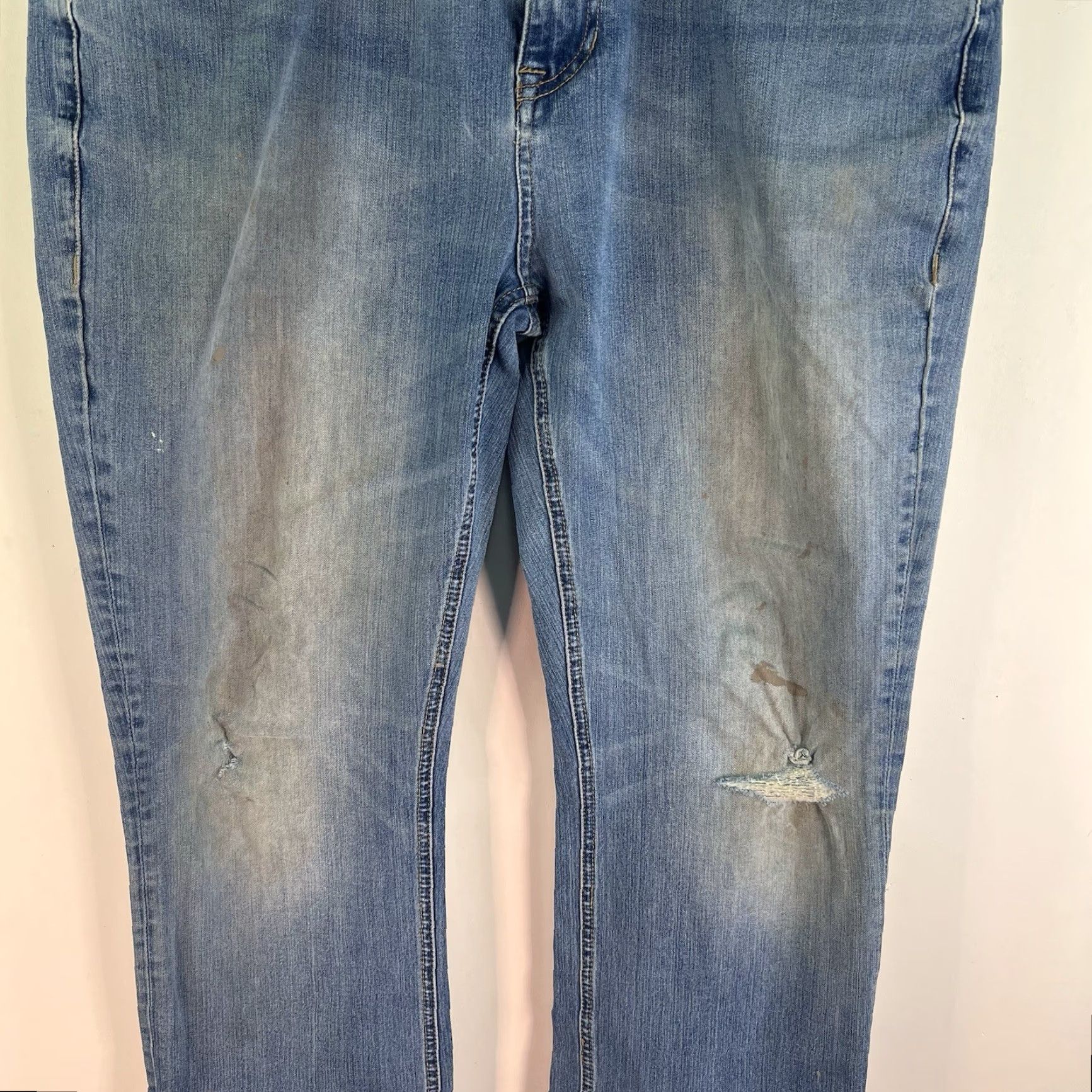 Vintage VINTAGE Seven7 Men's Straight Denim Jeans Size 38 Medium Wash Distressed Blue 29-Inch Inseam Regular Fit Size US 38 / EU 54 - 3 Thumbnail