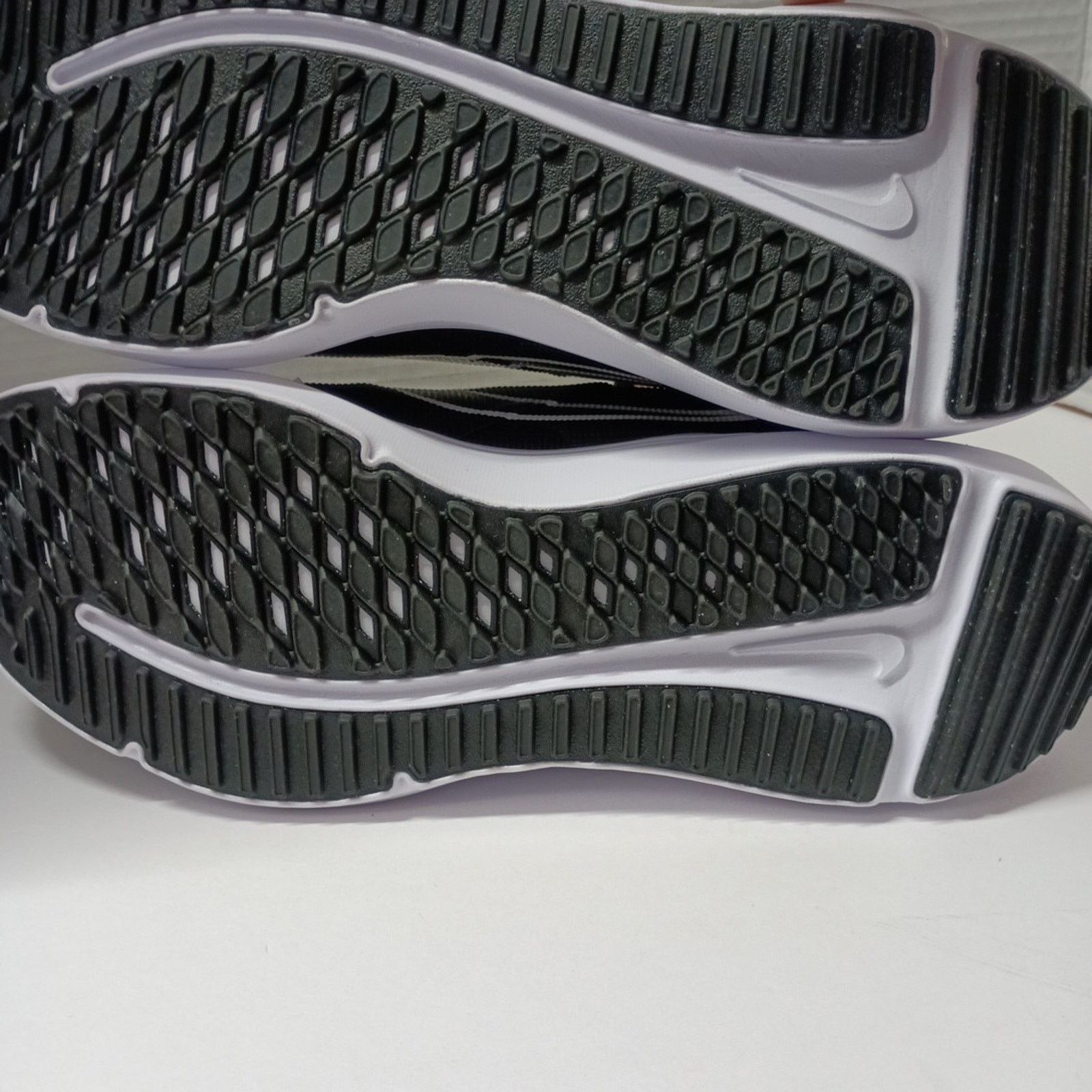 Nike Nike Downshifter 12 Men’s Shoes Black/White Size 10.5 NWOB Size US 10.5 / EU 43-44 - 7 Thumbnail