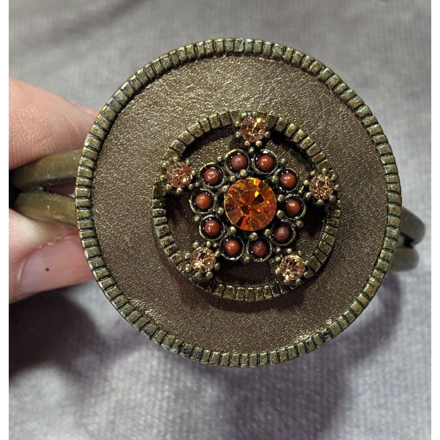 Other Antiqued Steampunk Floral Rhinestone Medallion Cuff Bracelet Size ONE SIZE - 7 Thumbnail