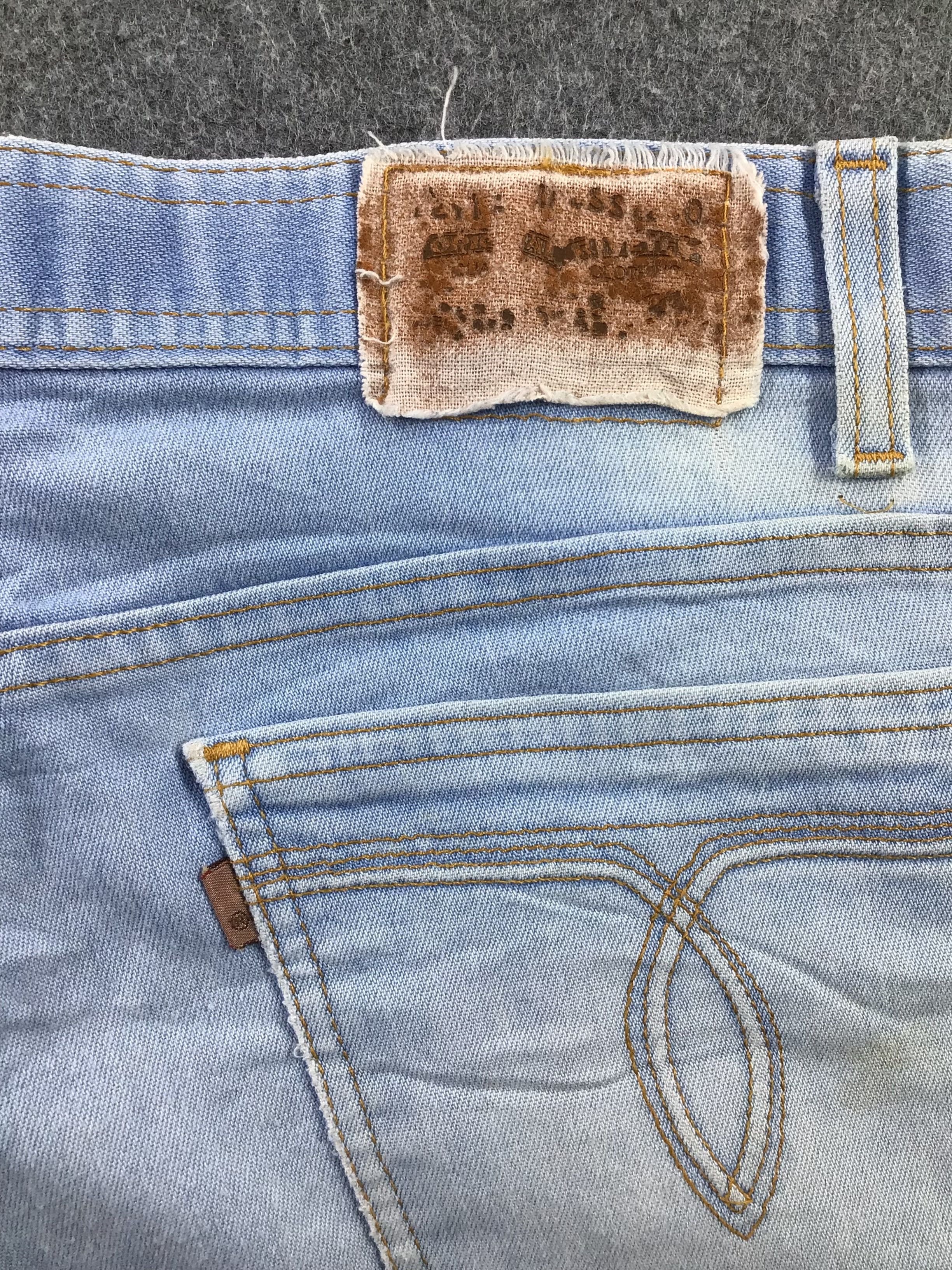 Levi's Vintage Levis 554 Jeans Light Blue Denim -J829 Size US 40 / EU 56 - 5 Thumbnail