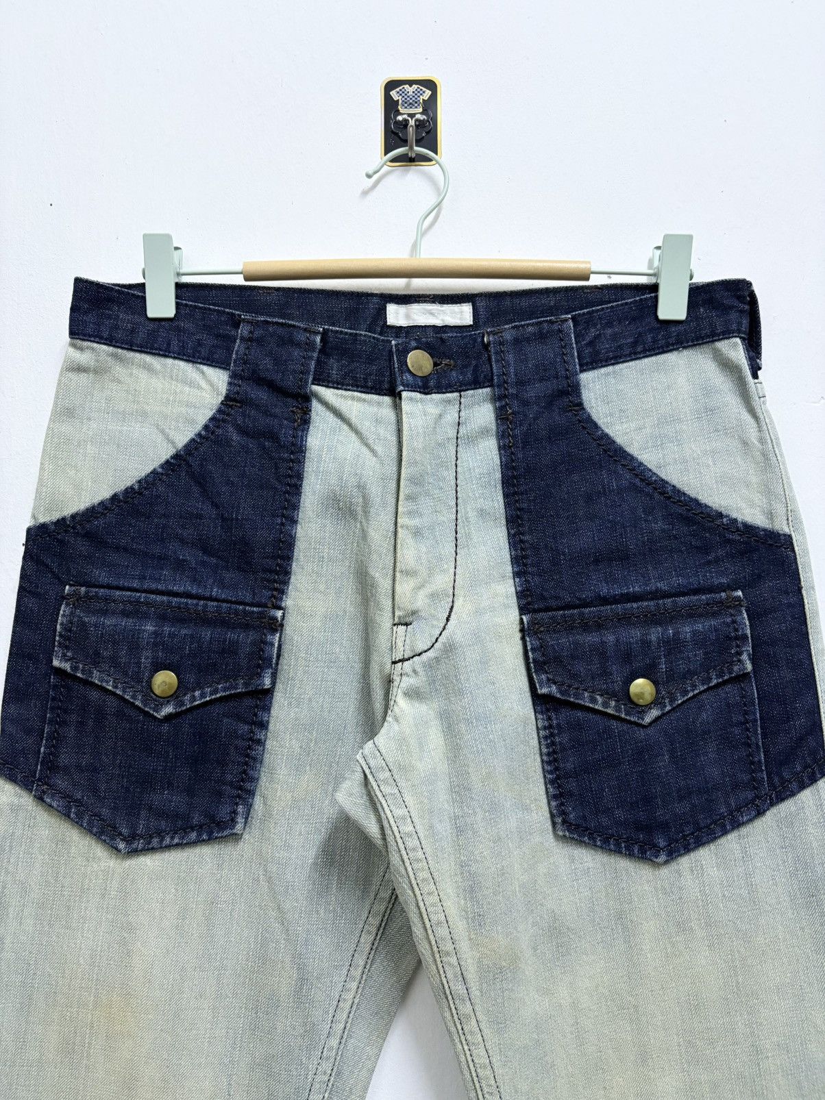 Number (N)ine 2000’s Number (N)ine Multi Pocket Distress Denim Jeans Size US 30 / EU 46 - 3 Thumbnail