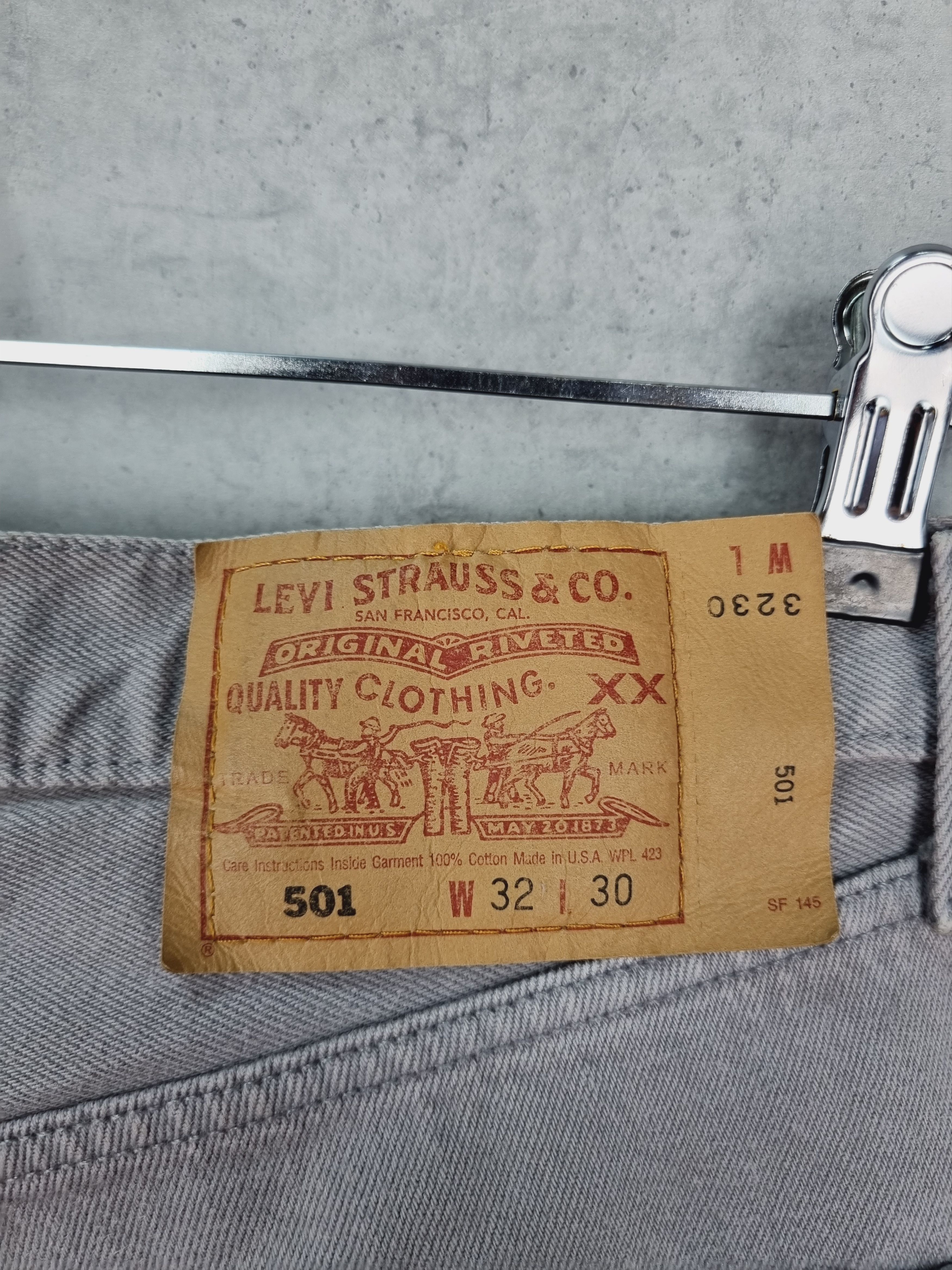 Levi's × Levi's Vintage Clothing 90s Levi's 501 Gray Denim Buttons Flies Jeans Size US 31 - 13 Thumbnail