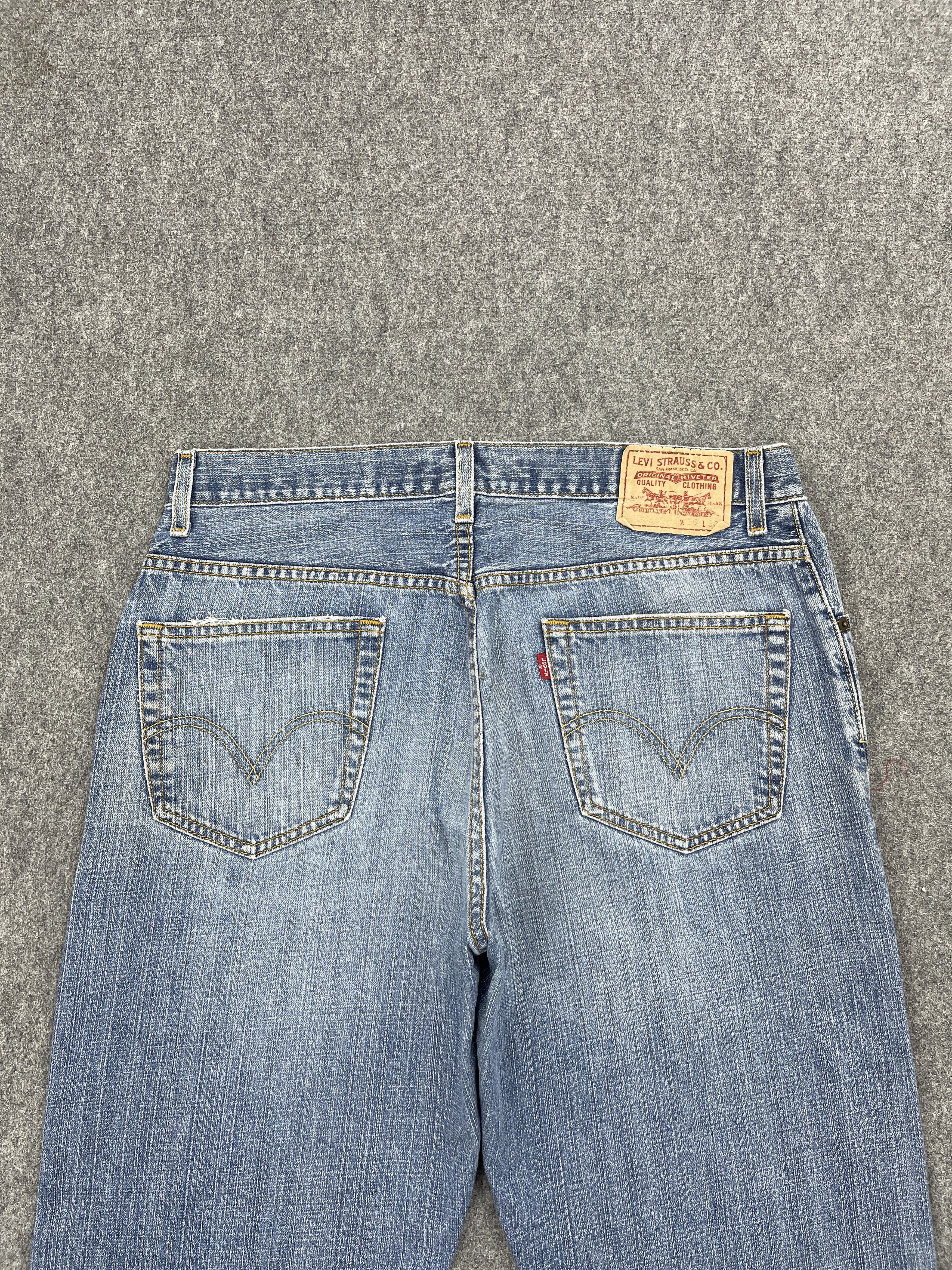 Levi's Vintage Levis 559 Faded Blue Jeans DP2515 Size US 33 - 4 Thumbnail