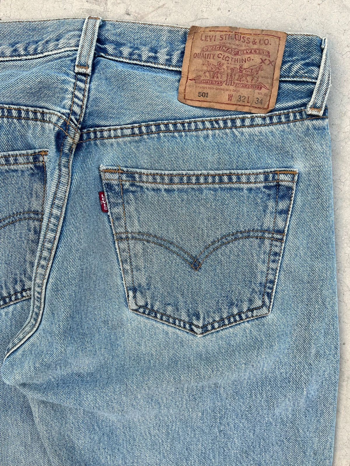 Levi's × Vintage VINTAGE LEVI’S 501 MADE IN USA Size US 32 / EU 48 - 5 Thumbnail
