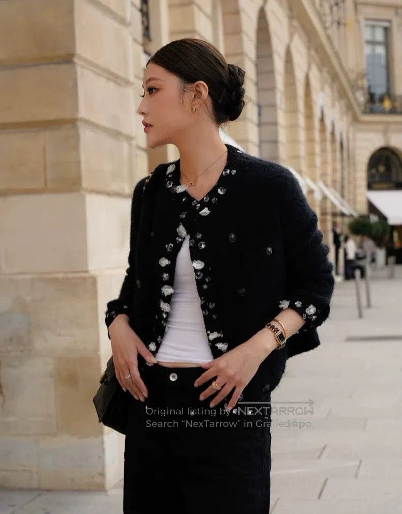 Chanel Chanel Black camelia cashmere coat Size XXS / US 00 / IT 34 - 2 Thumbnail