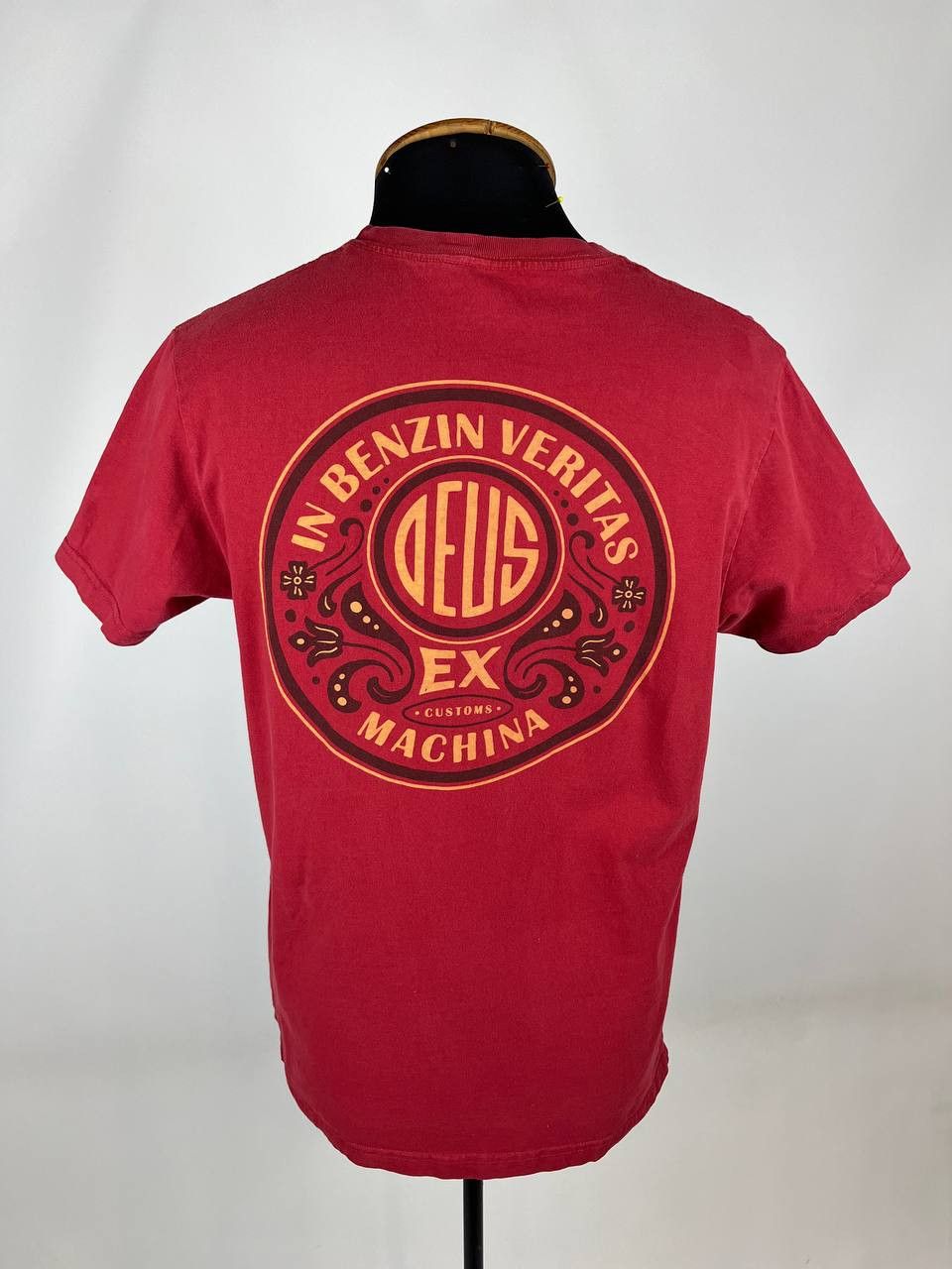 Deus Ex Machina Deus Ex Machina Red Apache Tee Size XL (0487) Size US XL / EU 56 / 4 - 1 Thumbnail