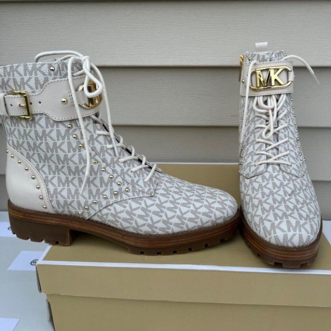 Michael kors Kincaid Lace up boots -Vanilla