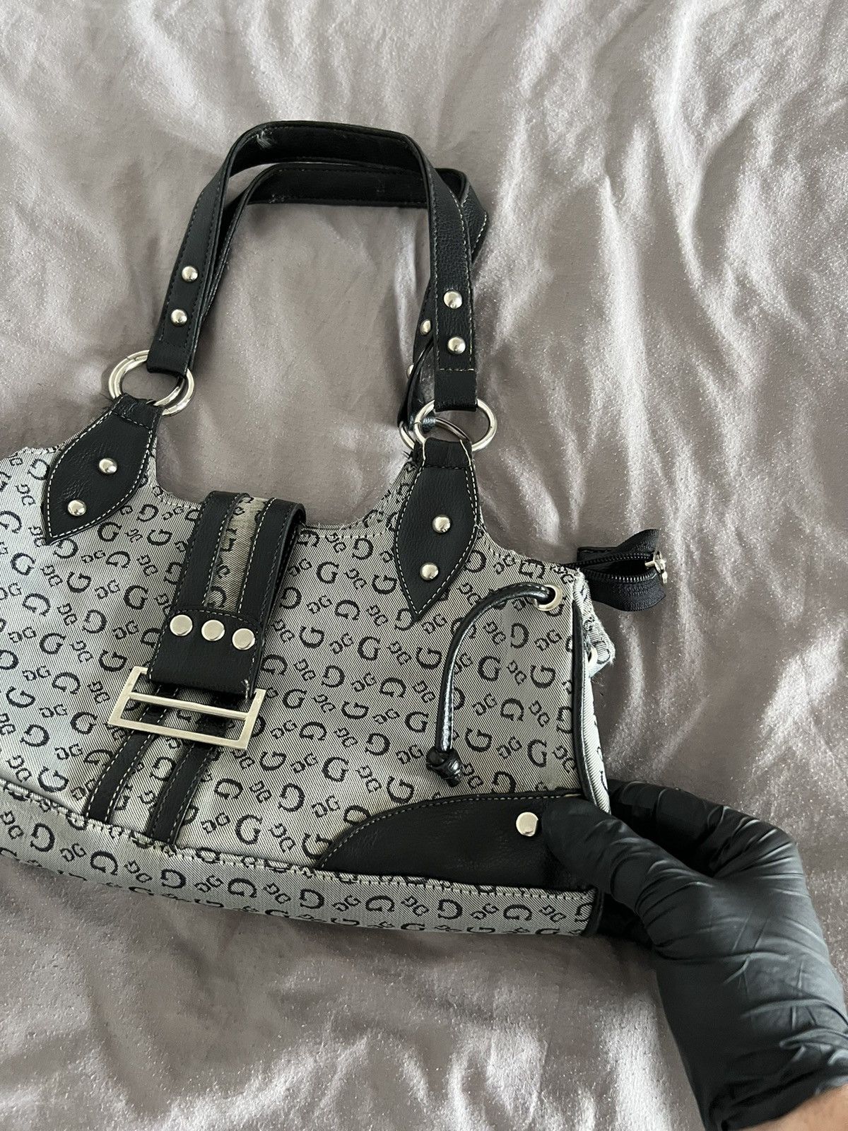 Guess Vintage Guess Y2k Bag Monogram Avantgarde Size ONE SIZE - 2 Thumbnail
