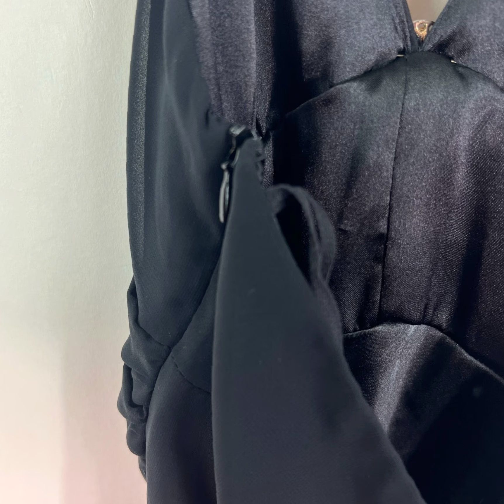 Vintage VINTAGE MSK Y2K 2000s Fairycore Dress S Black Halter Sleeveless Ruched Chiffon Knee Length Vintage Size S / US 4 / IT 40 - 5 Thumbnail