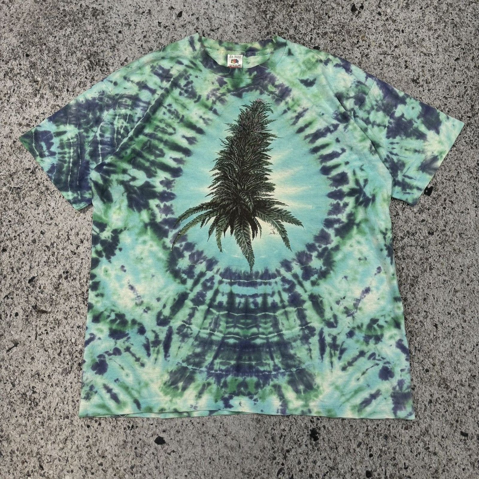 Vintage Marijuana Leaf Thrashed Faded Distressed Shirt ERD Grunge Size US XL / EU 56 / 4 - 5 Thumbnail