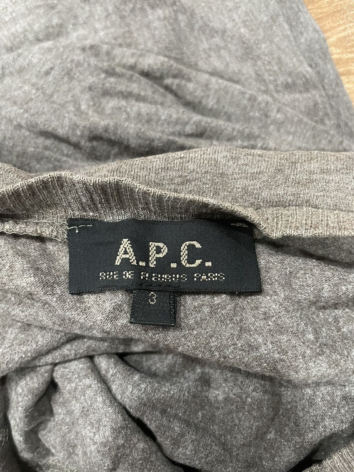 A.P.C. × Designer × Japanese Brand A.P.C Long Sleeve Tshirt Size L / US 10 / IT 46 - 3 Thumbnail