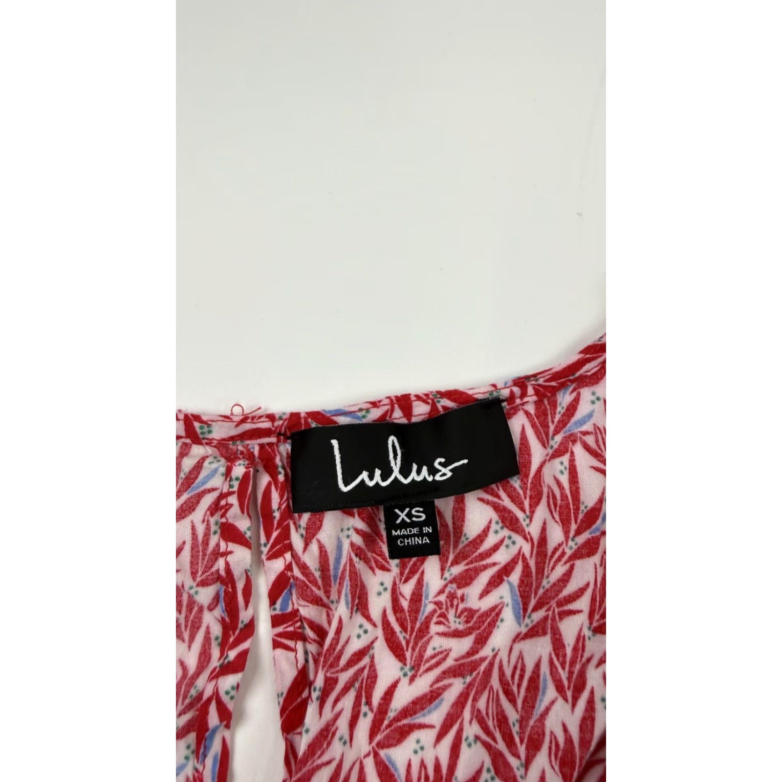 Lulus Lulus Red Floral Tie Front Romper XS User: Lulus Red Floral Tie Front Romper XS Size 26" / US 2 / IT 38 - 5 Thumbnail