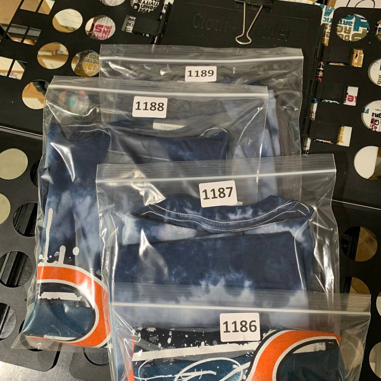 NFL Chicago Bears NFL Medium Blue Tie Dye Tshirt New Men Size US M / EU 48-50 / 2 - 8 Thumbnail