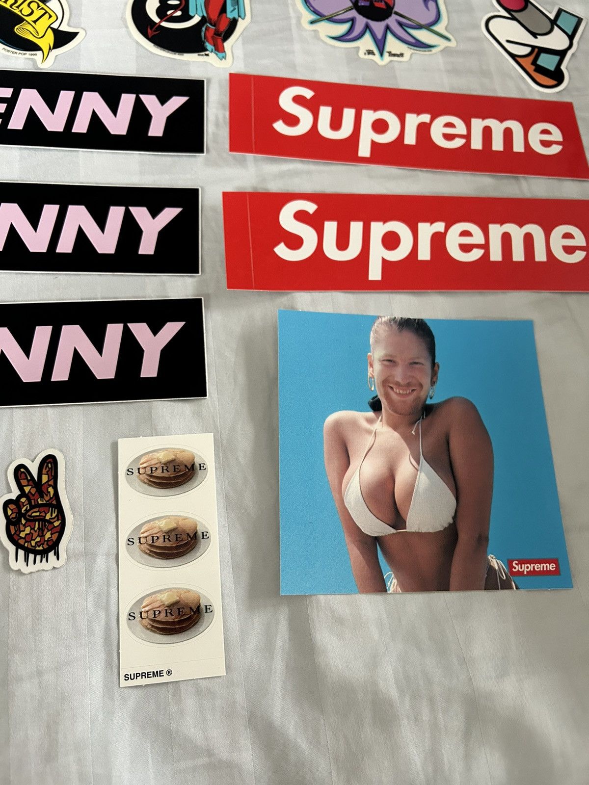 Supreme Supreme and rare stickers Size ONE SIZE - 4 Thumbnail