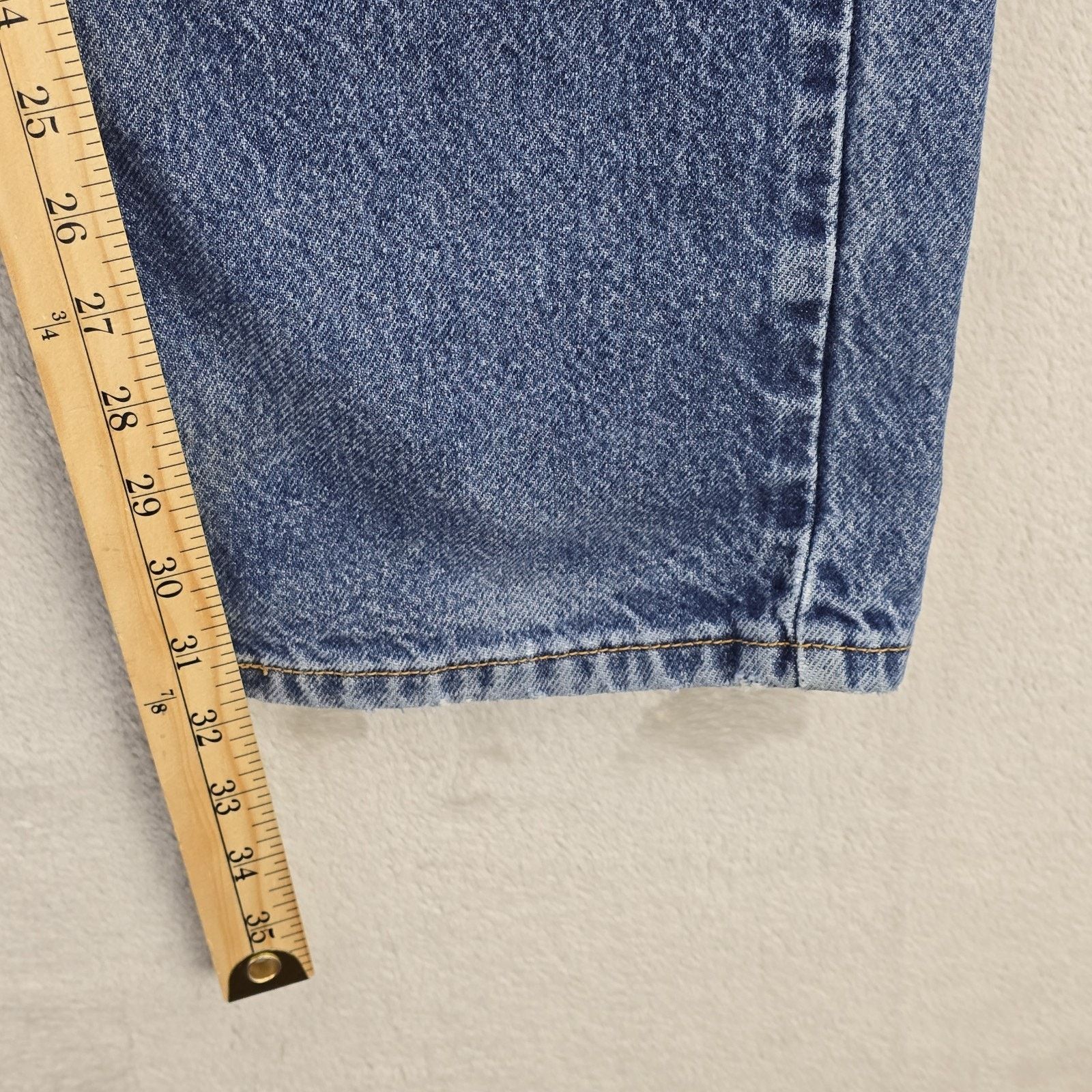 Levi's Vintage Levis 505 Jeans Mens 34x32 Blue Distressed Faded Y2K Size US 34 / EU 50 - 13 Thumbnail