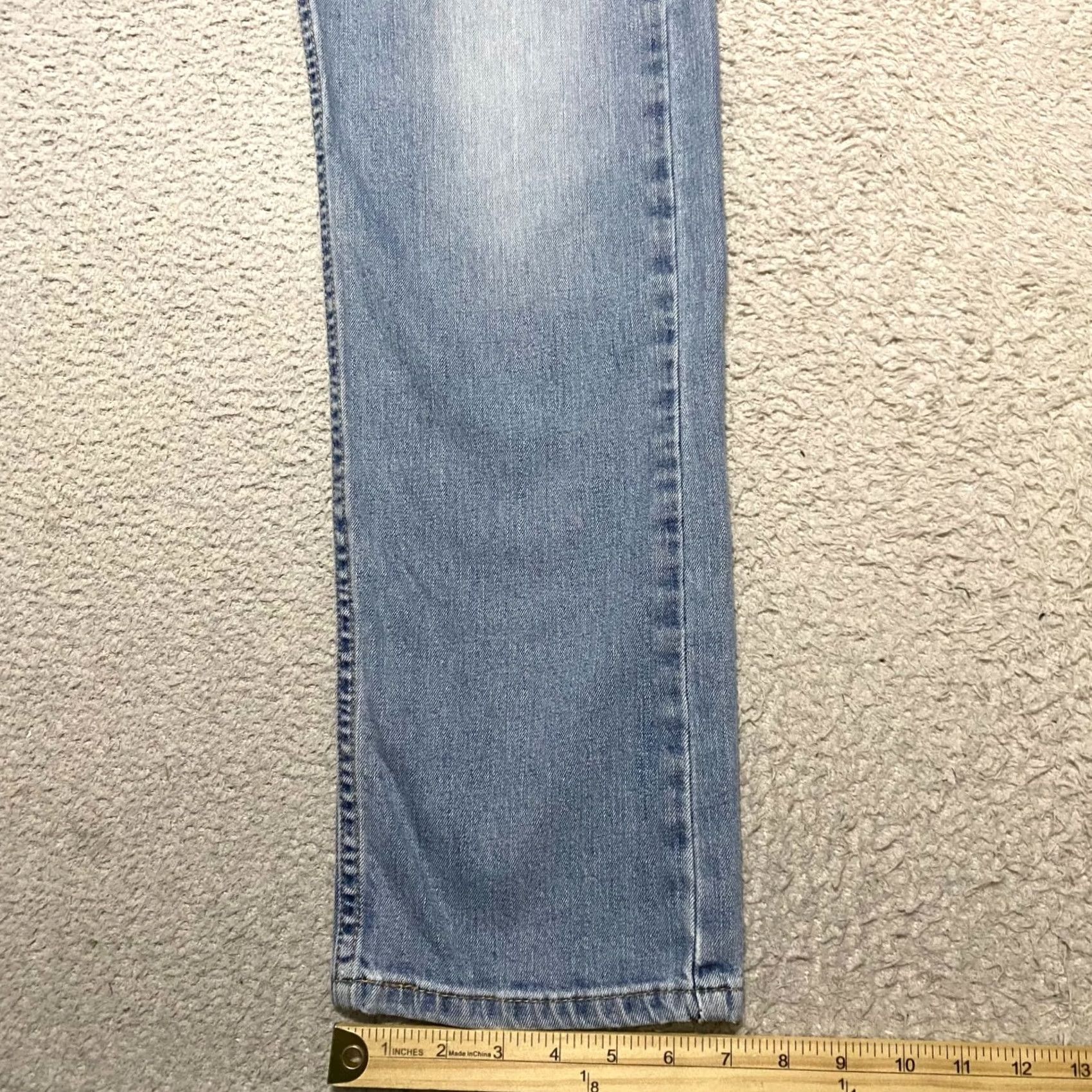 Levi's Levi's 505 Jeans Mens 31x30 Blue Denim Medium Wash Straight Regular Mid Rise Size US 31 - 4 Thumbnail