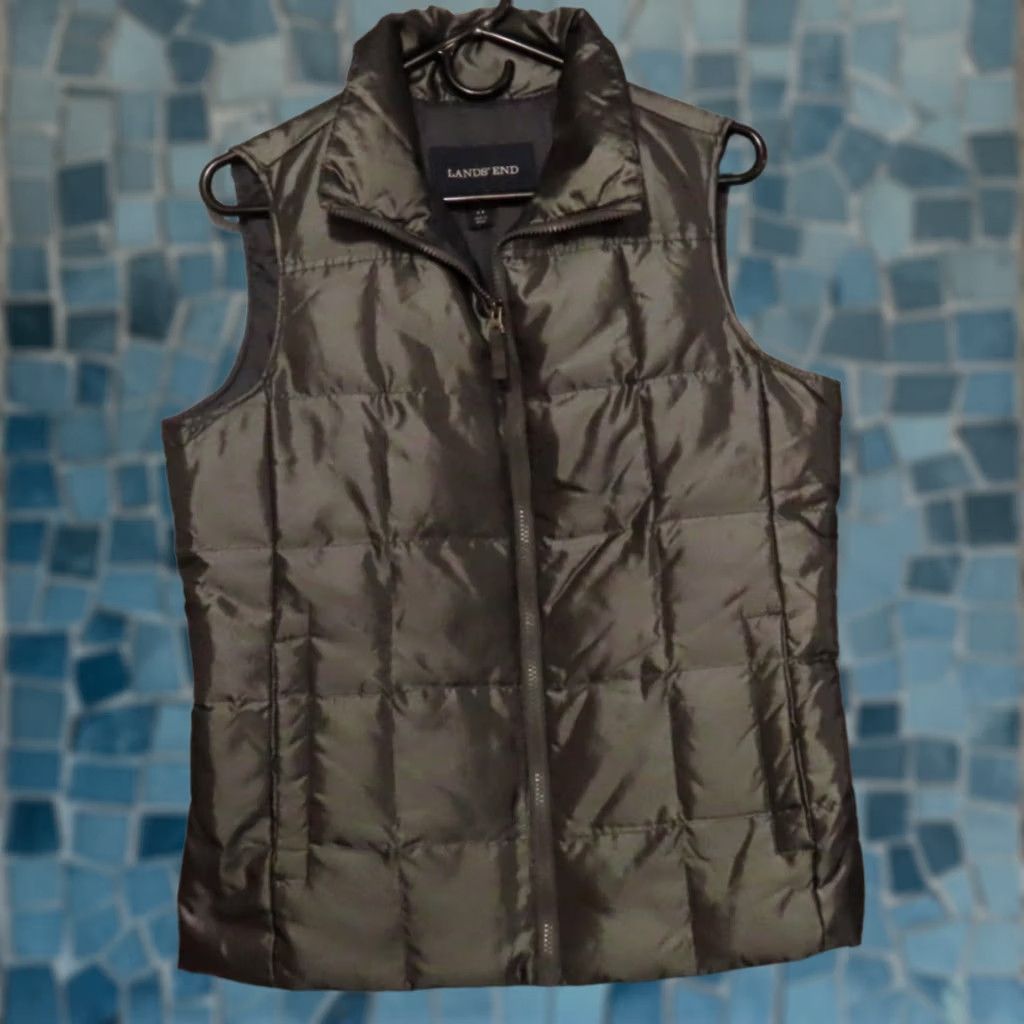 Lands' End Lands' End Thin Full Zip Puffer Vest Women's S Quilted Black 6-8 Charcoal (Junior? not applicable) Size S / US 4 / IT 40 - 1 Thumbnail