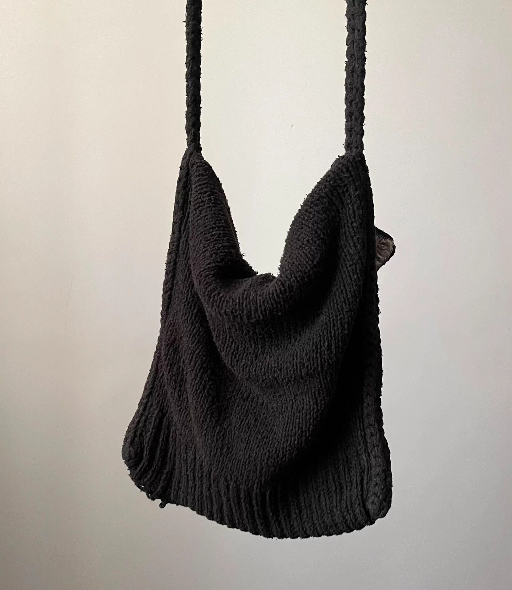 Number (N)ine Number (N)ine 03AW Grunge Distressed Knit Crossbody Bag Size ONE SIZE - 3 Thumbnail