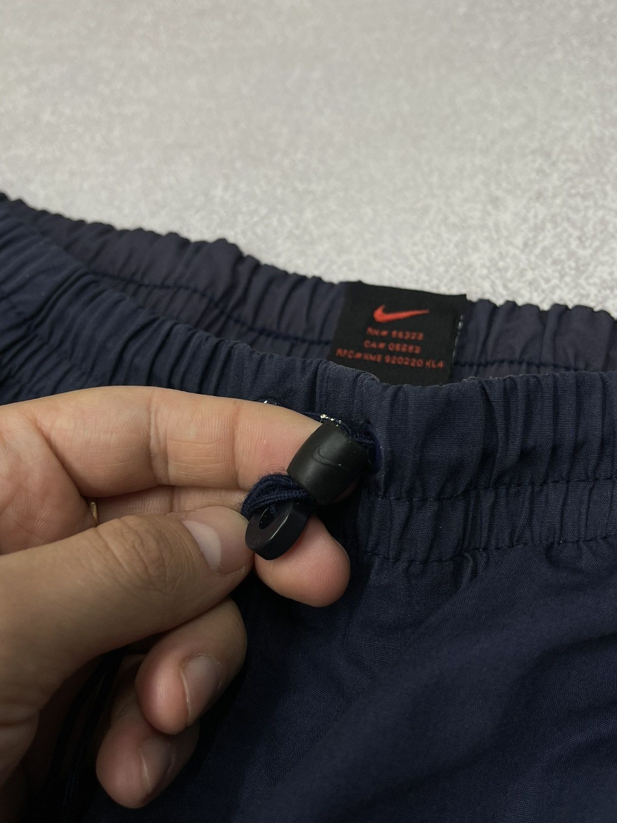 Nike Vintage Nike Nylon Sweatpants Navy Double Logo Y2K ACG TECH Size US 36 / EU 52 - 13 Thumbnail