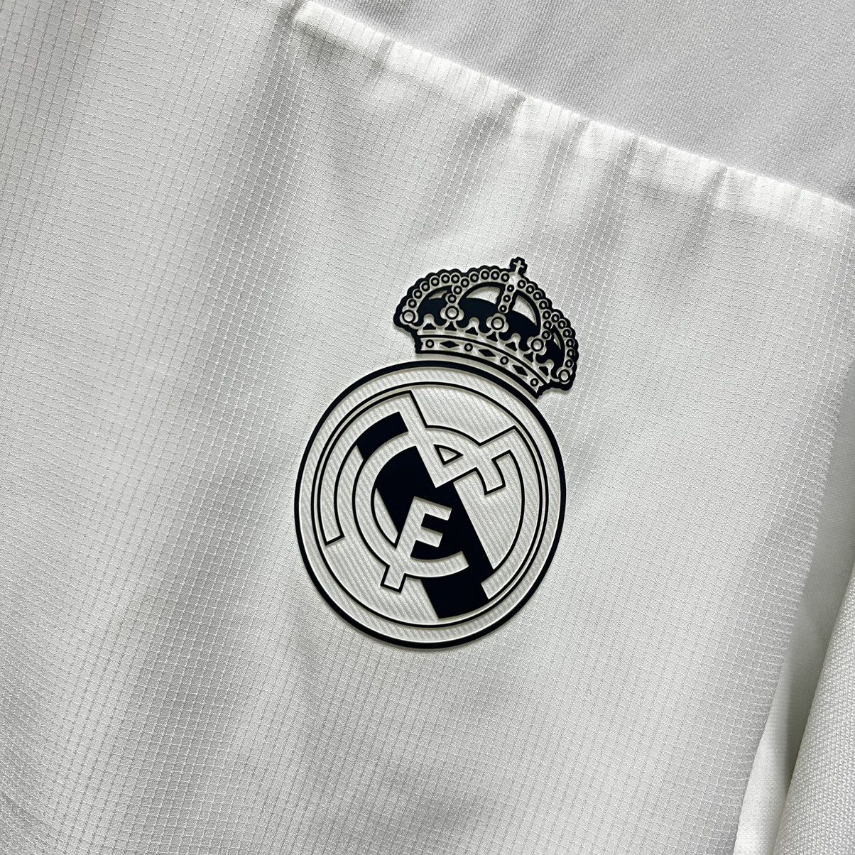 Adidas Adidas F.C Real Madrid Long Sleeve T Shirt sweatshirt white Size US M / EU 48-50 / 2 - 7 Thumbnail