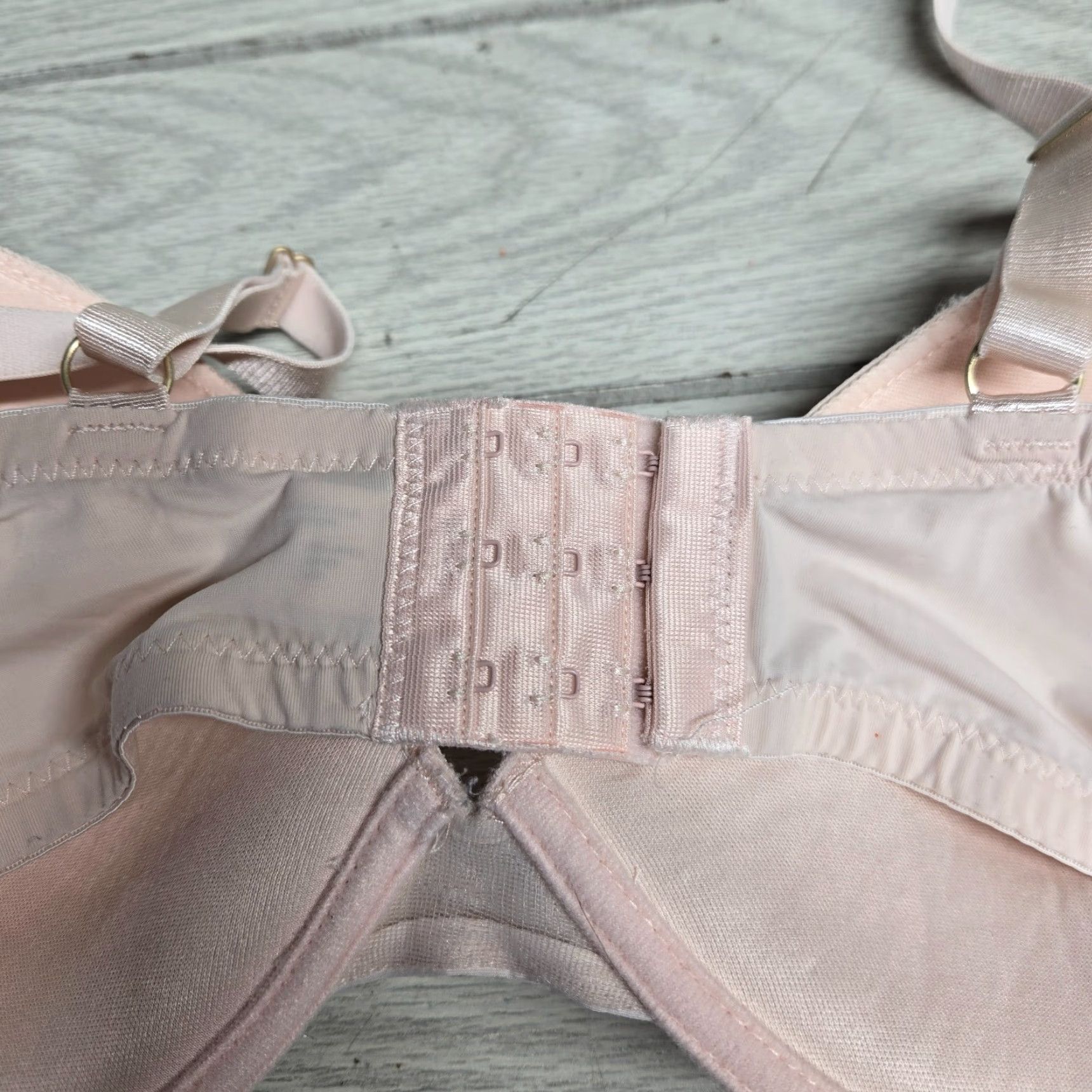 Jessica Simpson JESSICA SIMPSON Bra Pink 38C Padded Underwire Style 71222 Back/Side Lace Women's Size ONE SIZE - 3 Thumbnail