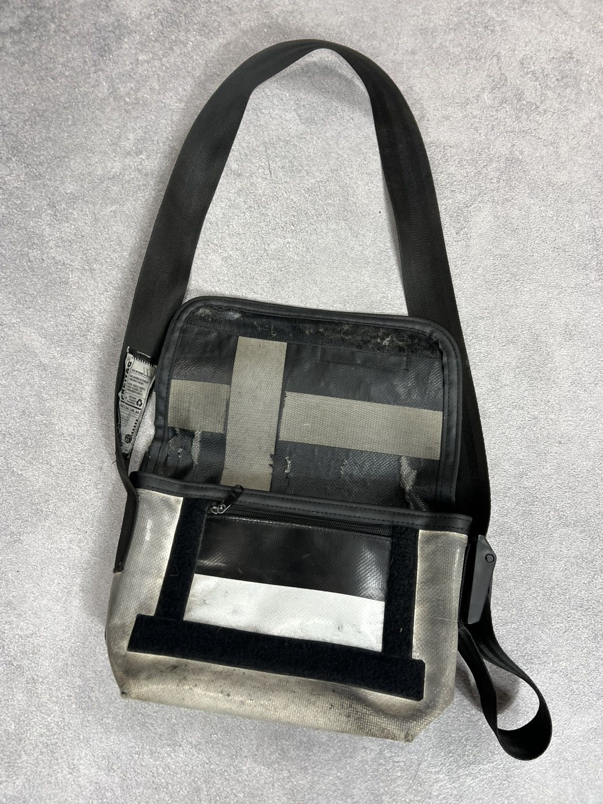 Freitag Freitag Recycled Crossbody mesenger bag dexter style Size ONE SIZE - 7 Thumbnail