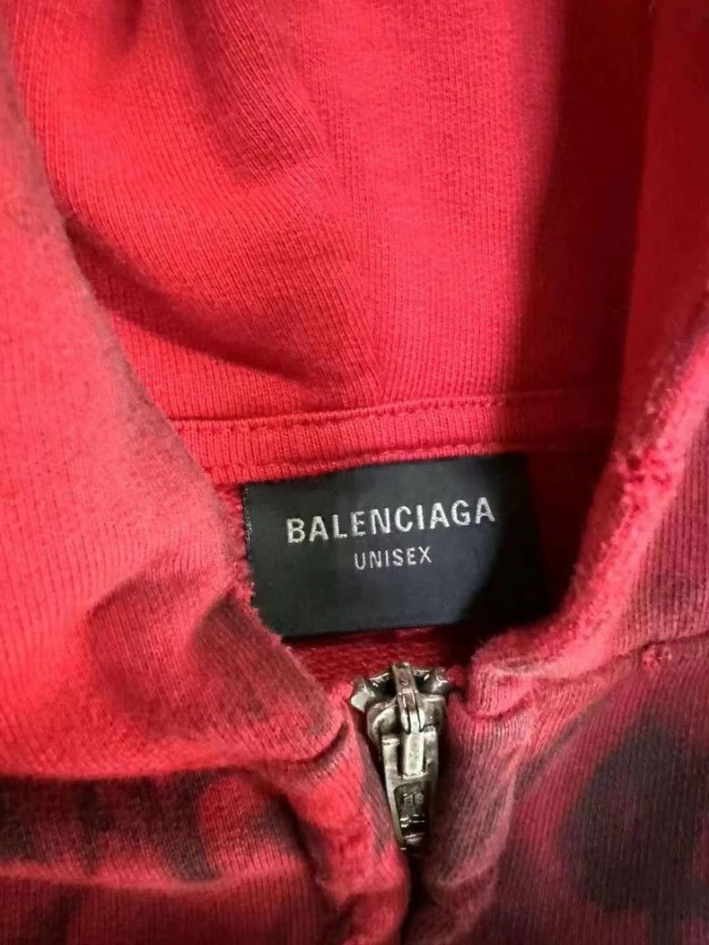 Balenciaga red balenciaga skater graffiti hoodie Size US M / EU 48-50 / 2 - 3 Thumbnail