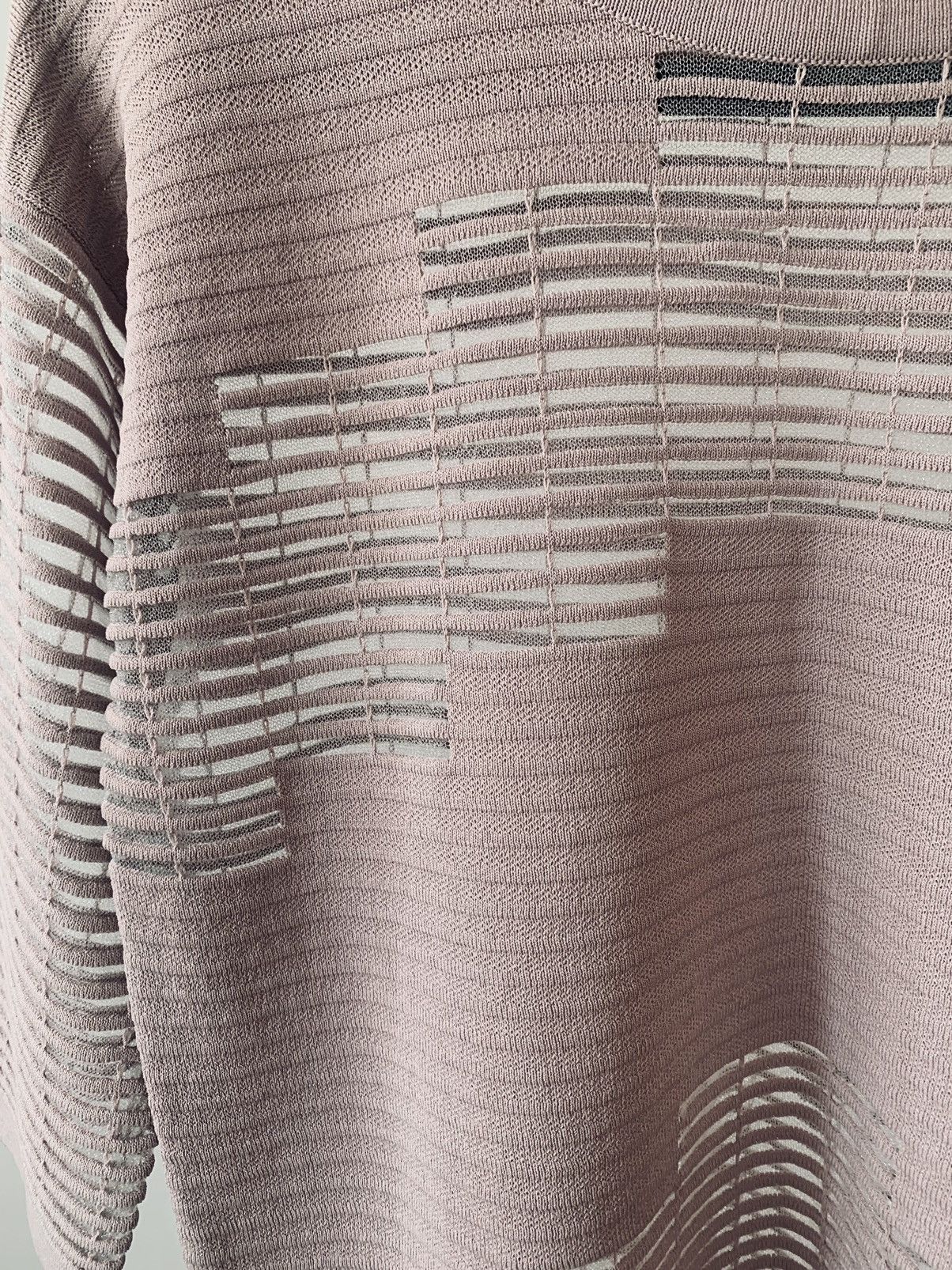 Tom Ford Tom Ford Sheer Woven Silk Blend Blouse in Powder Pink Size XS / US 0-2 / IT 36-38 - 3 Thumbnail