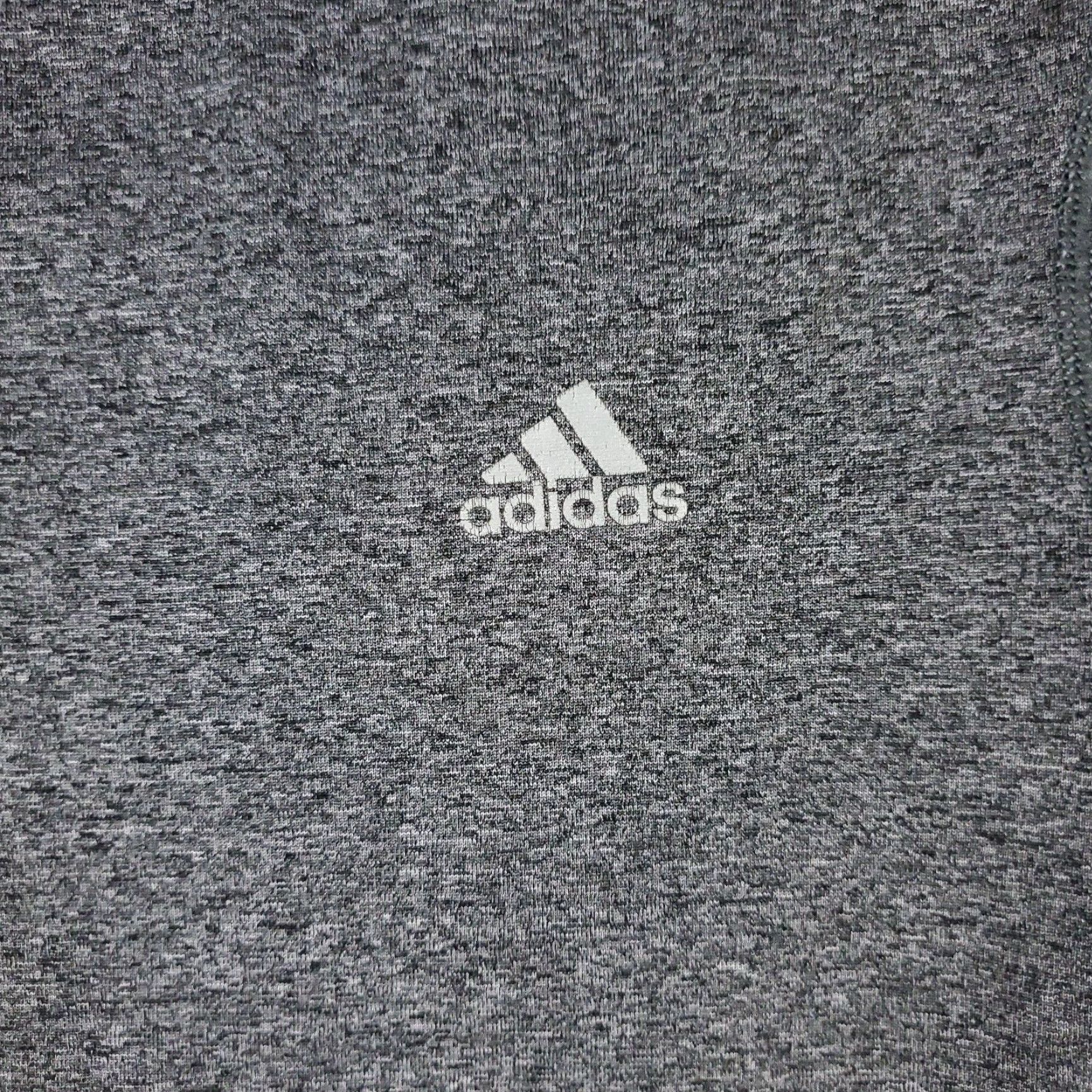 Adidas Adidas T Shirt Womens Small Gray Active Casual Short Sleeve Ladies Size S / US 4 / IT 40 - 2 Thumbnail