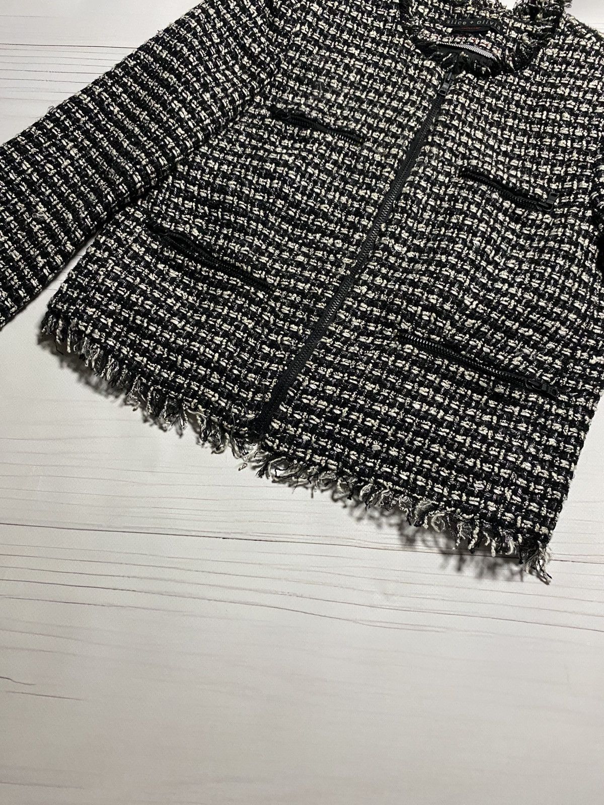 Alice + Olivia × Designer Alice + Olivia Employed tweed crop jacket Size S / US 4 / IT 40 - 12 Thumbnail