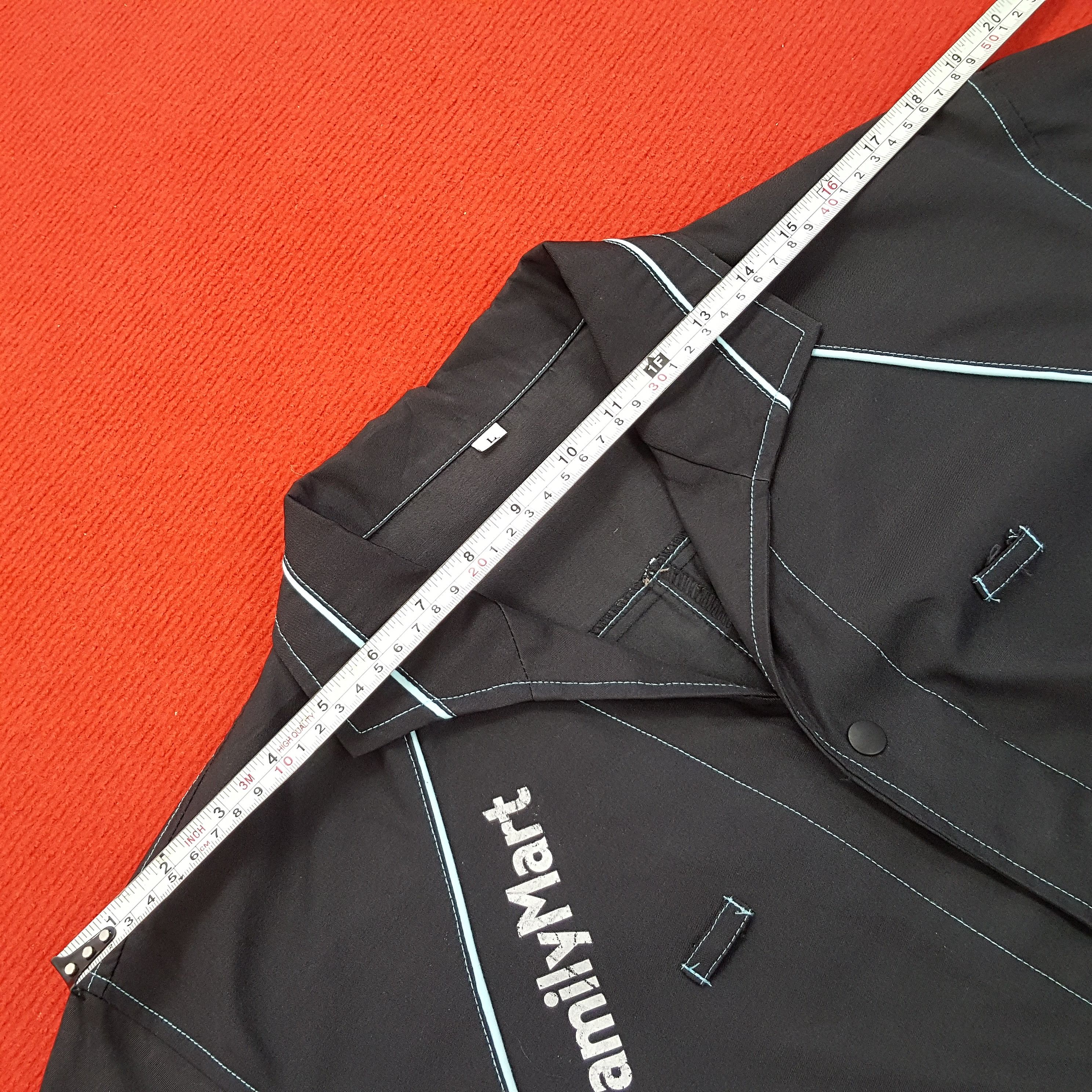 Japanese Brand × Vintage Family Mart Japanese Brand Working Uniform Jacket Size US M / EU 48-50 / 2 - 10 Thumbnail