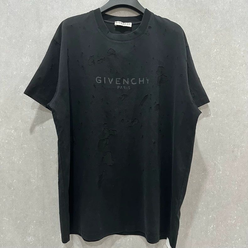 Givenchy Torn hole slogan logo short sleeve