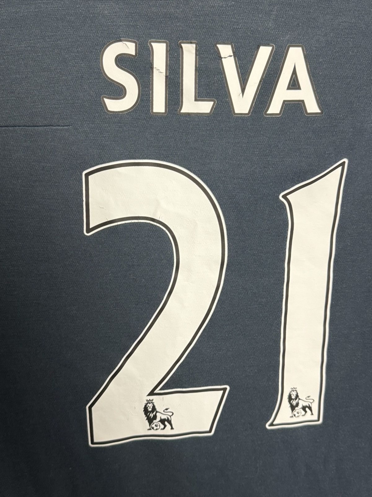 Umbro Manchester City 10/11 Away Silva Football Long Jersey Size US M / EU 48-50 / 2 - 3 Thumbnail