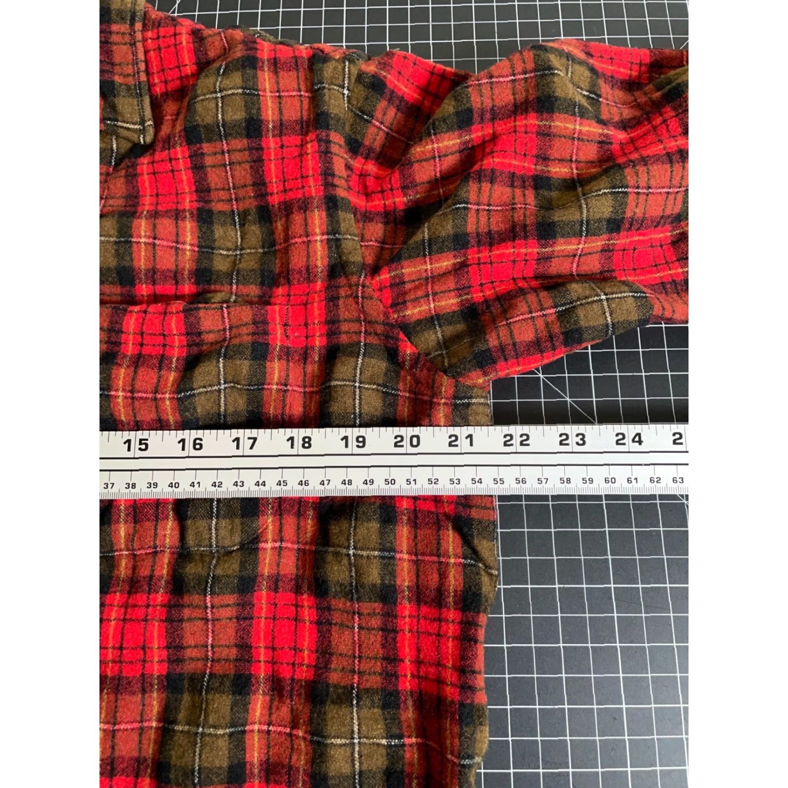 Vintage VINTAGE Amcrest 60s Wool Flannel Shirt Adult Large Red Green Tartan Plaid Mens Size US L / EU 52-54 / 3 - 6 Thumbnail