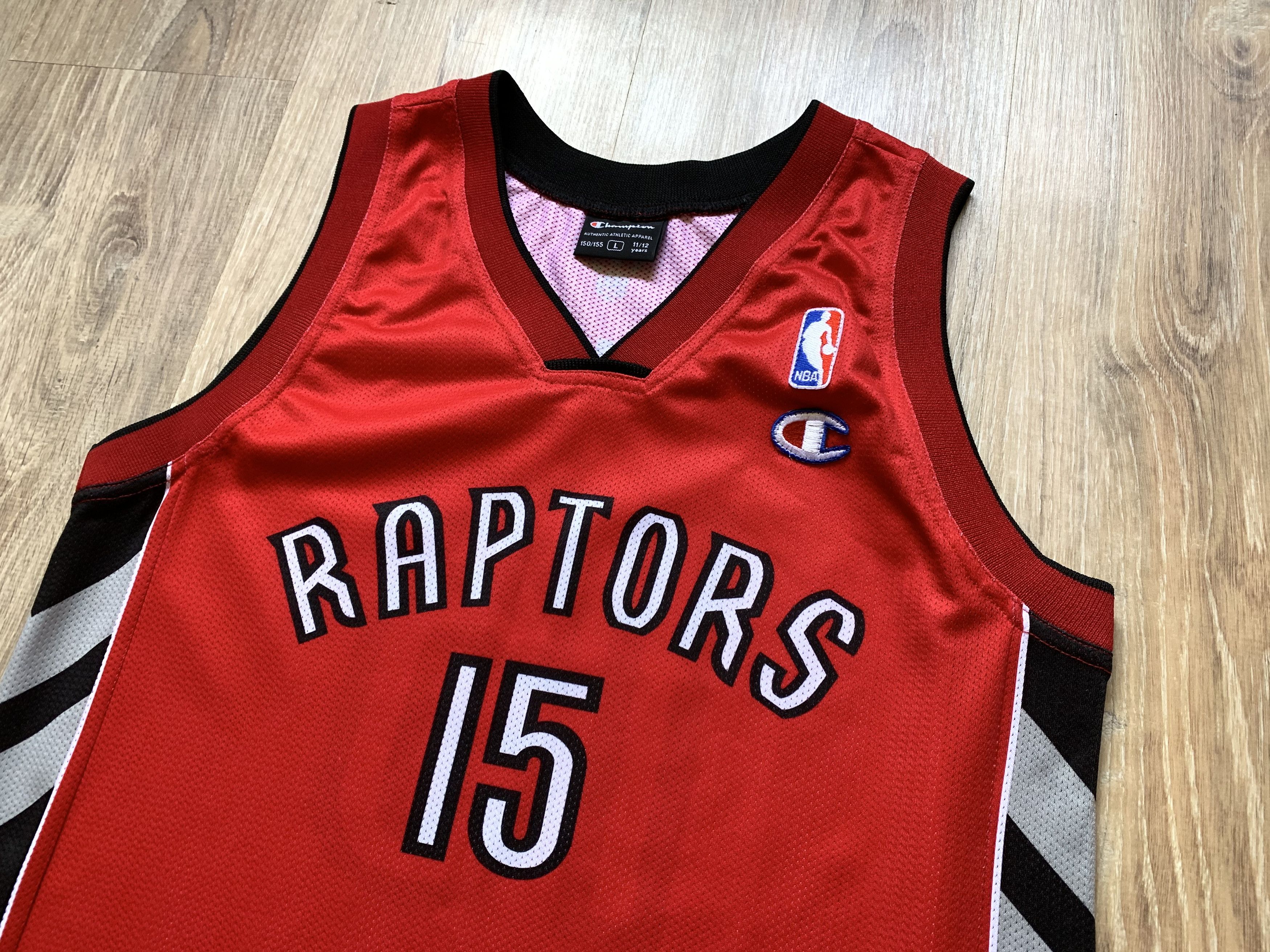 Champion × NBA × Vintage Vintage Champion Kids Toronto Raptors Jorge Garbajosa #15 Size US XXS / EU 40 - 2 Thumbnail