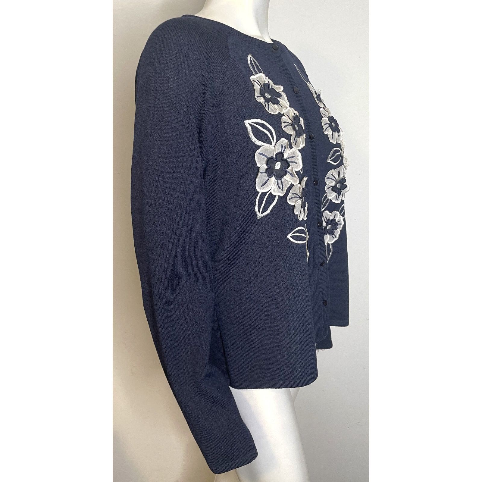 St. John St John Navy Blue White Floral Trim Cardigan Sweater XL Size XL / US 12-14 / IT 48-50 - 4 Thumbnail