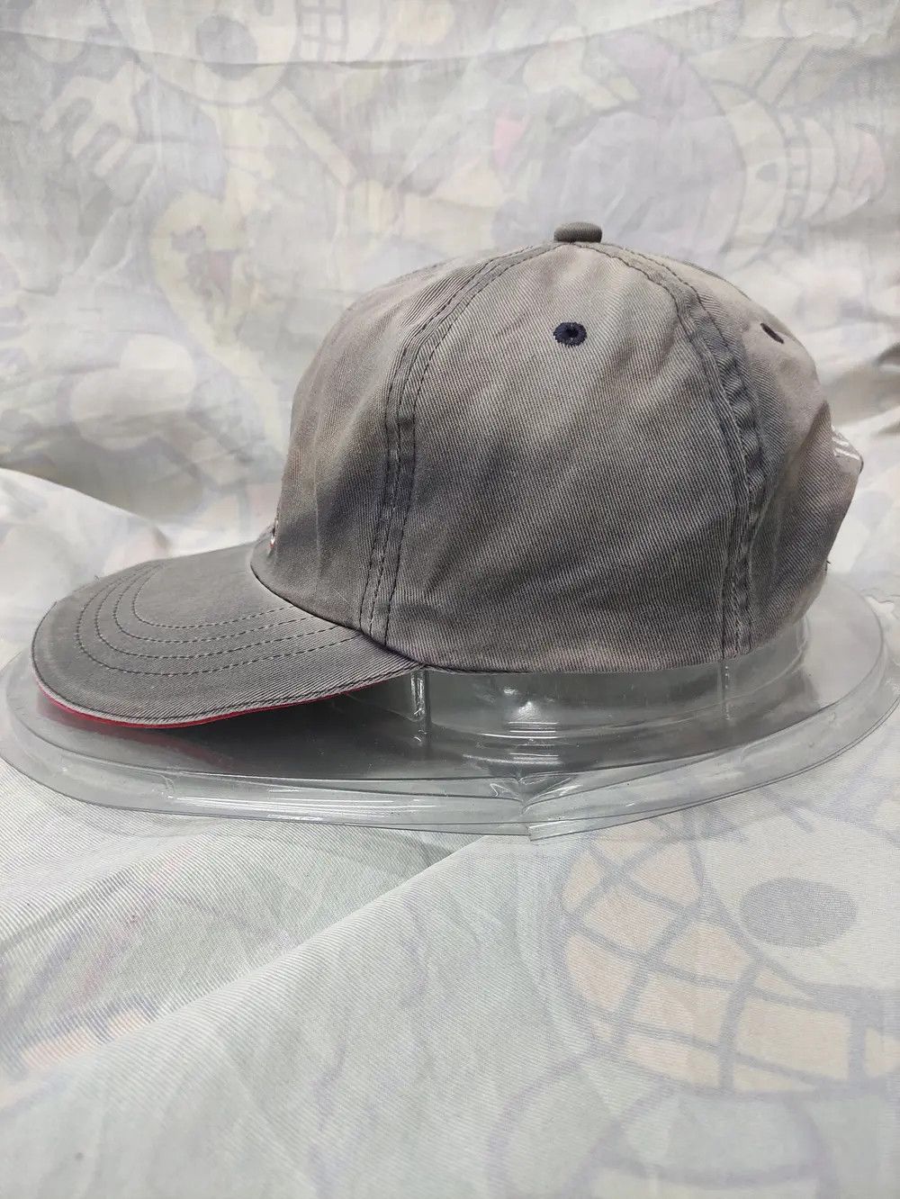 Tommy Hilfiger × Vintage TOMMY HILFIGER VINTAGE CAP DISTRESSED SUNFADED Size ONE SIZE - 4 Thumbnail