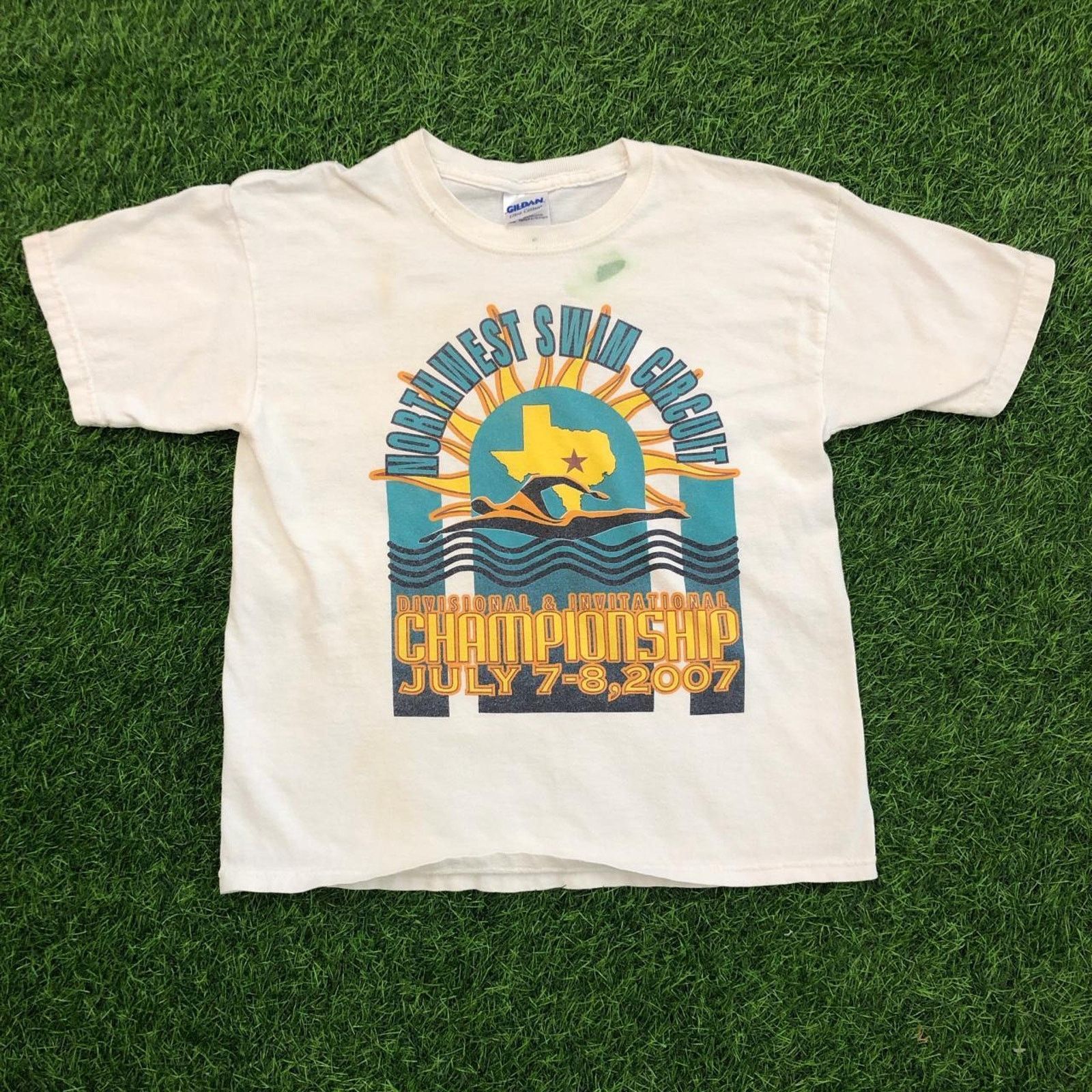 Gildan Vintage 2007 White ‘Northwest Swim Circuit’ Graphic Tee Size US M / EU 48-50 / 2 - 1 Thumbnail