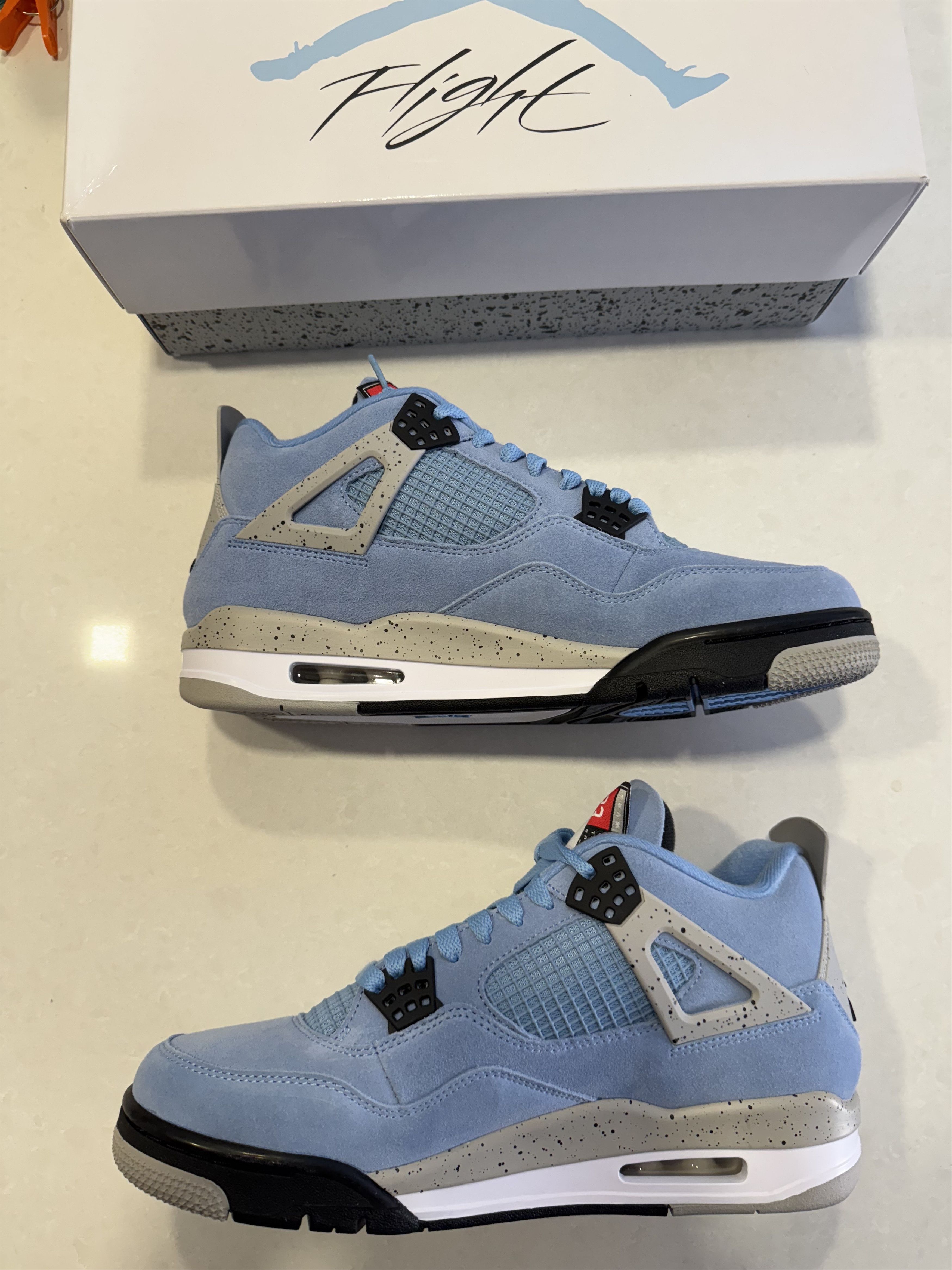 Jordan Brand Jordan 4 Retro University Blue Size US 11 / EU 44 - 2 Thumbnail