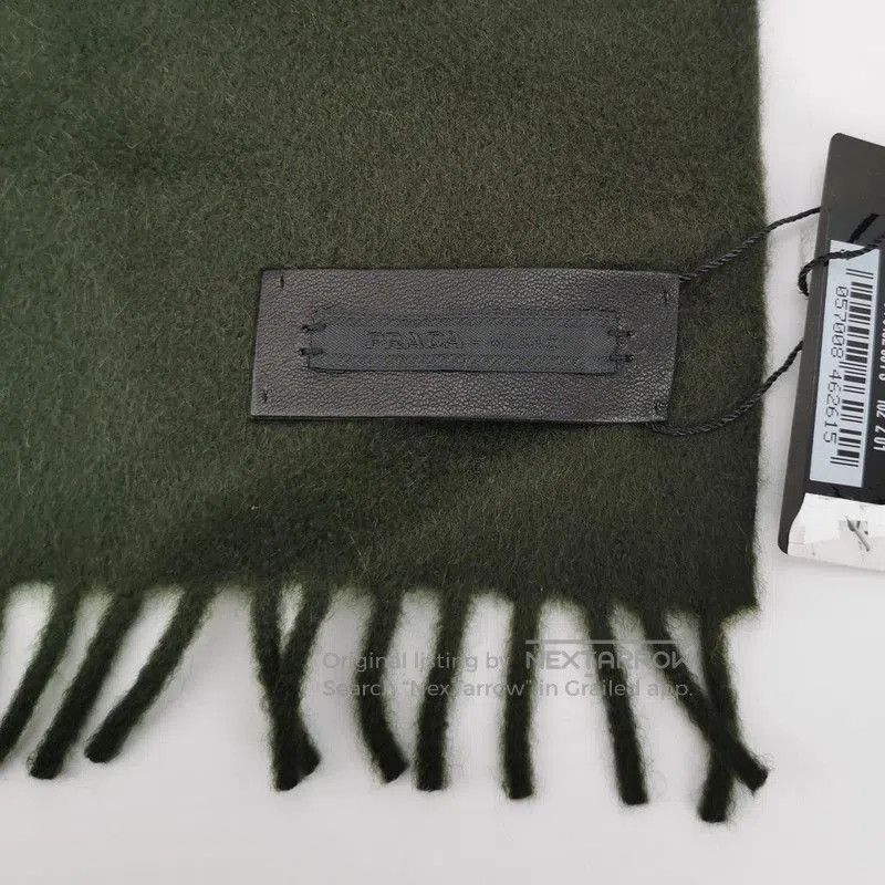 Prada Prada Cashmere Logo Fringe Scarf. Size ONE SIZE - 3 Thumbnail